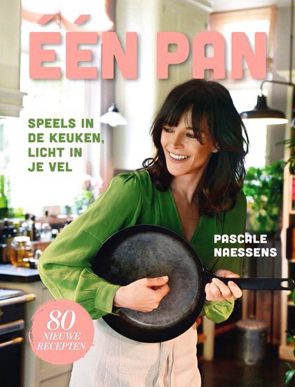 vtwonen Landelijk 09-2025 | Pascale Naessens | Een pan Uitgeverij Lannoo | auteur: Pascale Naessens