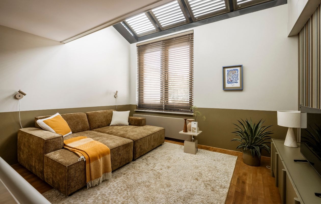 Weer verliefd op je huis aflevering 2 seizoen 23 2025, stylist Fietje in Schiedam, vide / tv-kamer Weer verliefd op je huis aflevering 2 seizoen 23 2025 | styling Fietje Bruijn | fotografie Sonja Velda