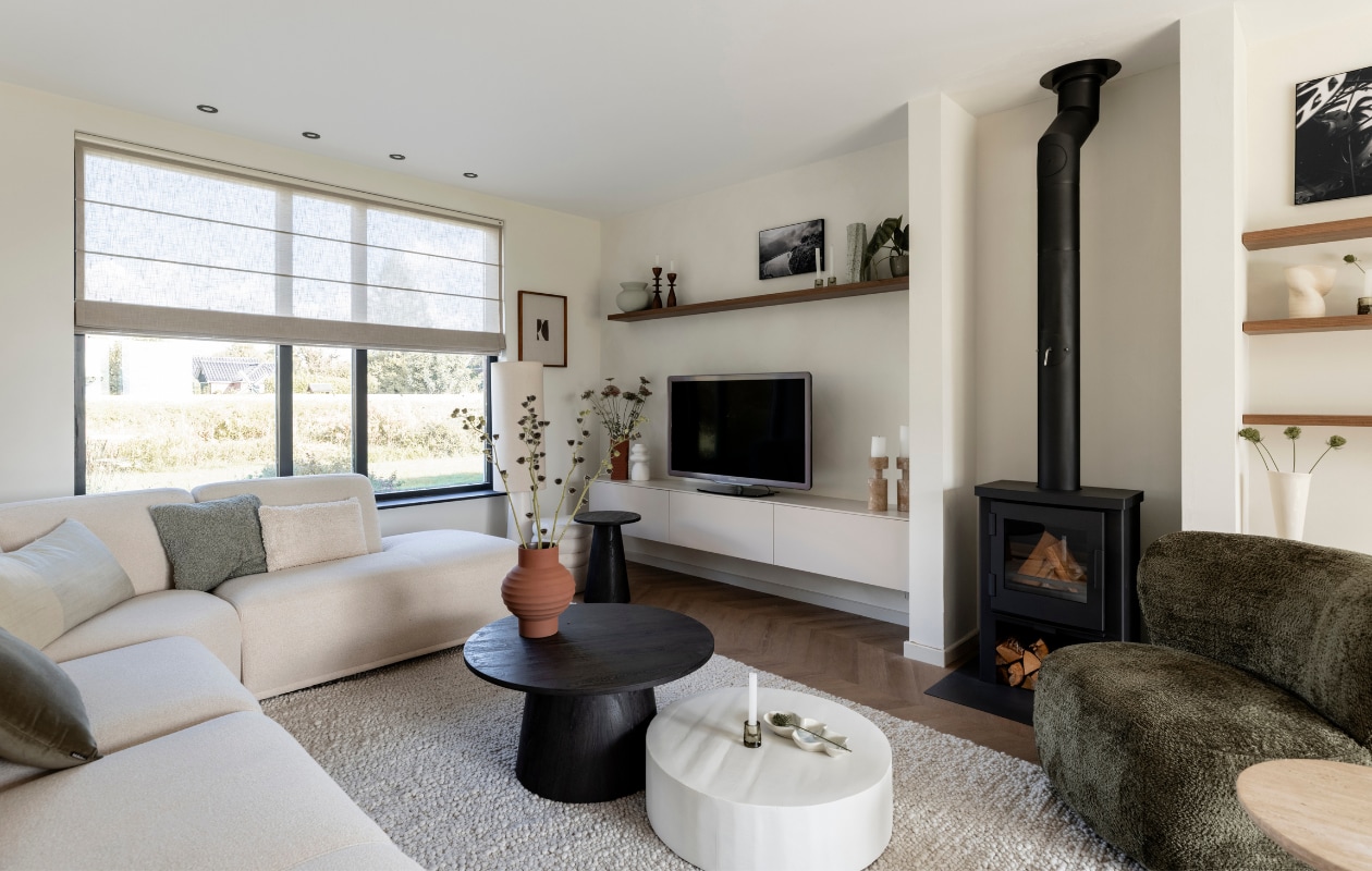 Weer verliefd op je huis aflevering 4 seizoen 23 2025, stylist Marlies in Oudewater, zitkamer vtwonen Weer verliefd op je huis aflevering 4 seizoen 23 2025 | styling Marlies Does | fotografie Margriet Hoekstra