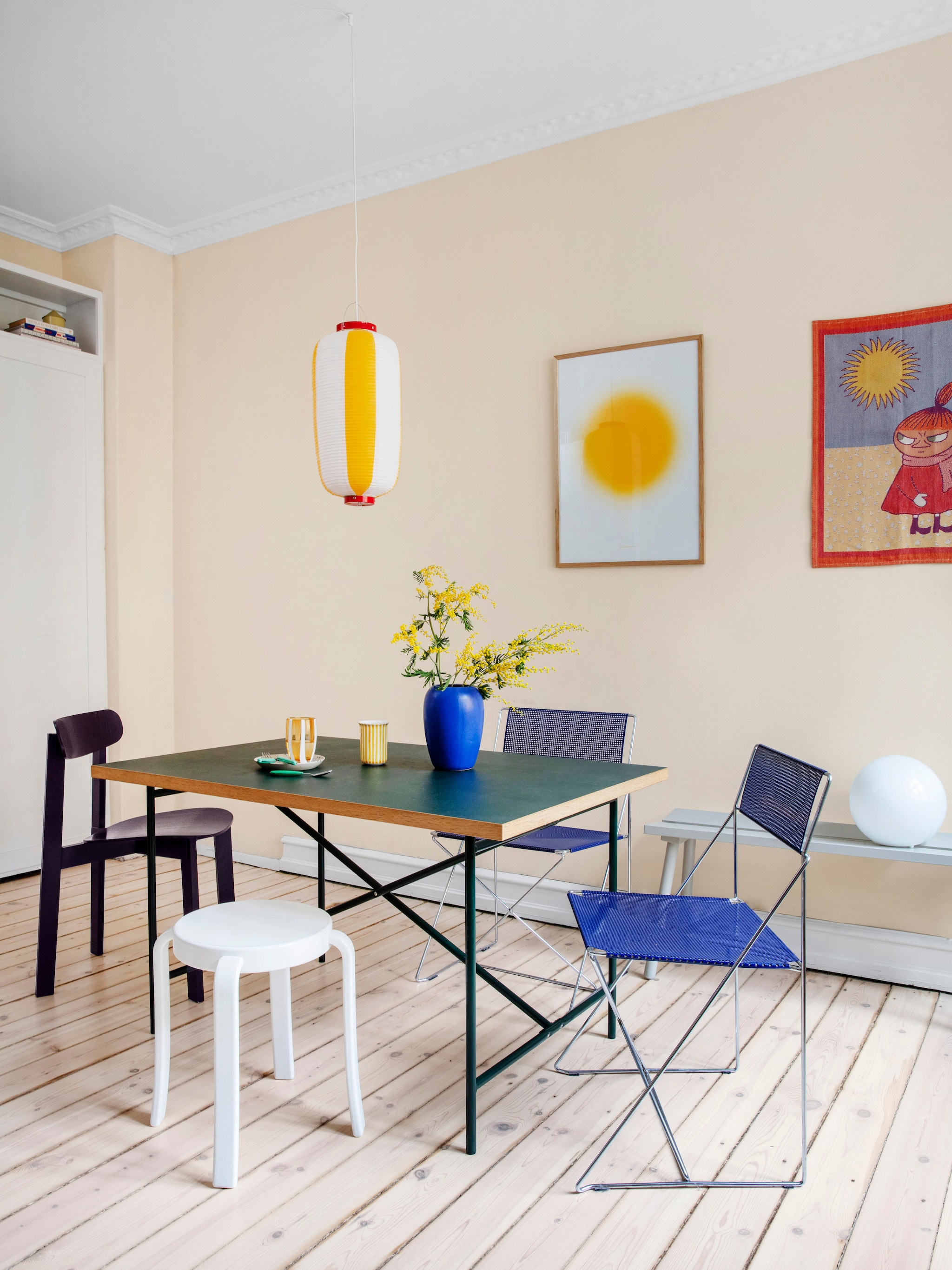 creeer ruimtelijk gevoel met ranke meubels