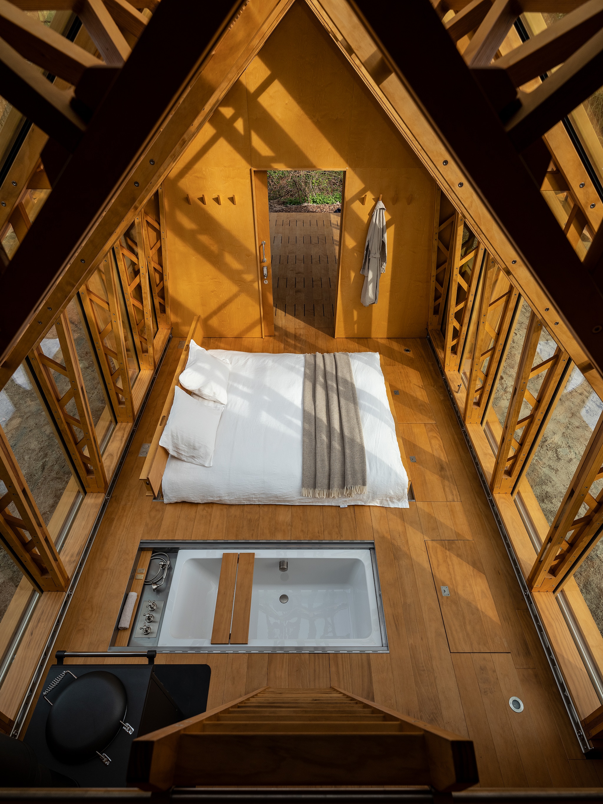 Wooninspiratie met een wowfactor in vtwonen 12-2025 vtwonen 12-2025 | Anna cabin