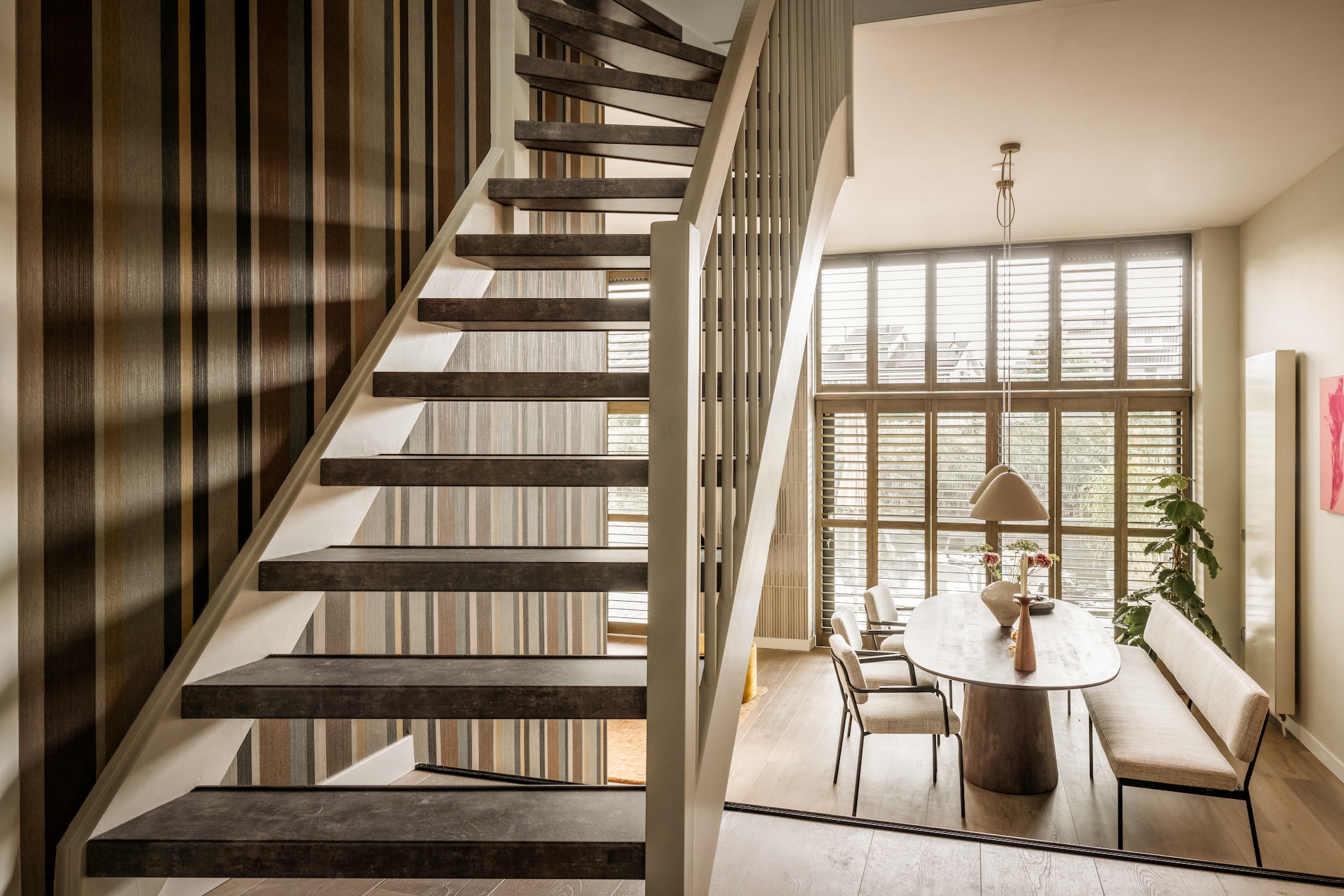 Weer verliefd op je huis aflevering 2 seizoen 23 2025, stylist Fietje in Schiedam, eethoek Weer verliefd op je huis aflevering 2 seizoen 23 2025 | styling Fietje Bruijn | fotografie Sonja Velda