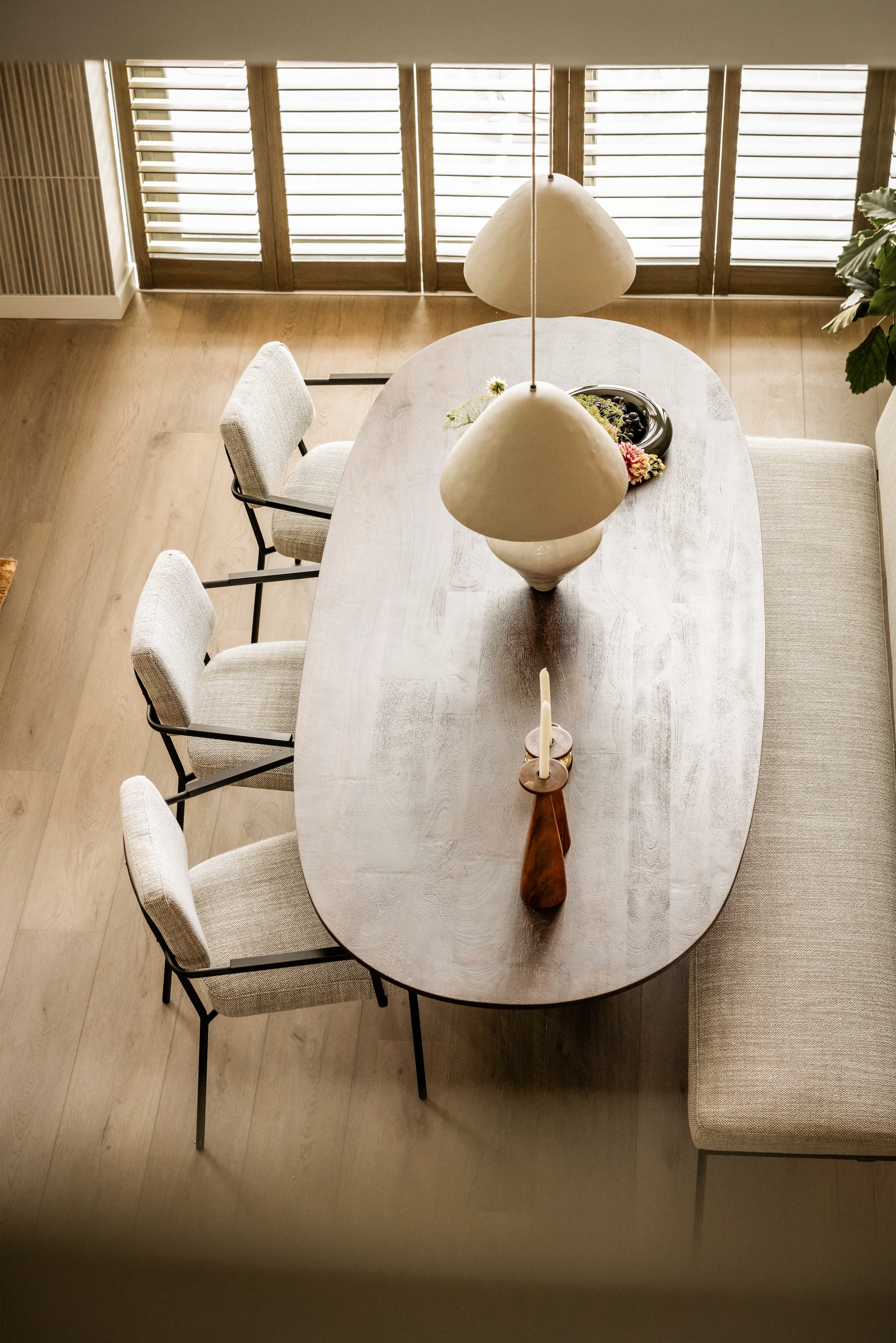 Weer verliefd op je huis aflevering 2 seizoen 23 2025, stylist Fietje in Schiedam, eethoek Weer verliefd op je huis aflevering 2 seizoen 23 2025 | styling Fietje Bruijn | fotografie Sonja Velda