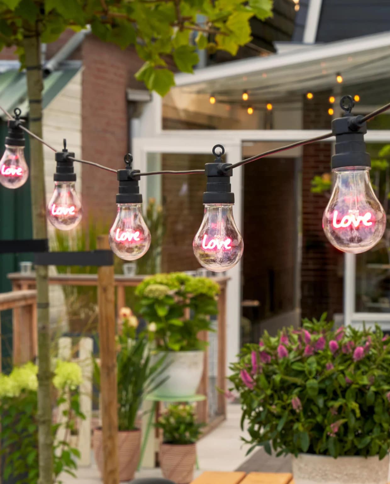 Shop op shop.vtwonen.nl: Luca Lighting Love LED Lichtsnoer, roze, 450cm (l) € 70,95. Luca Lighting