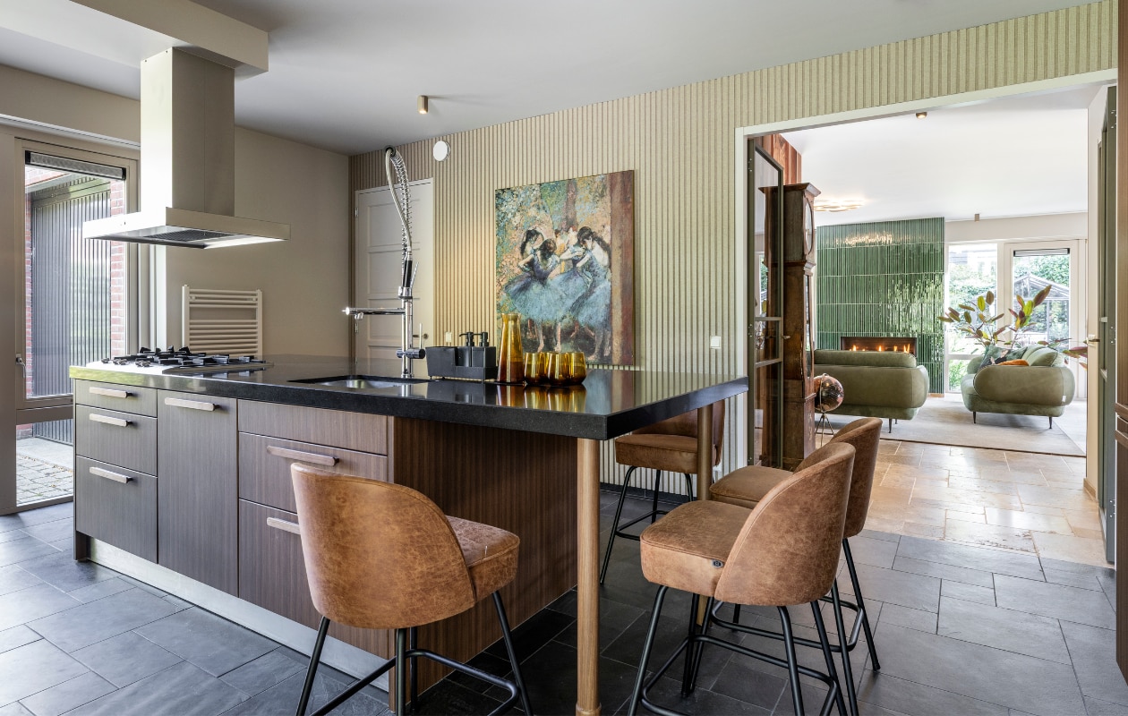 Weer verliefd op je huis aflevering 5 seizoen 23 2025, stylist Frans in Amersfoort, keuken Weer verliefd op je huis aflevering 5 seizoen 23 2025 | styling Frans Uyterlinde | fotografie Margriet Hoekstra
