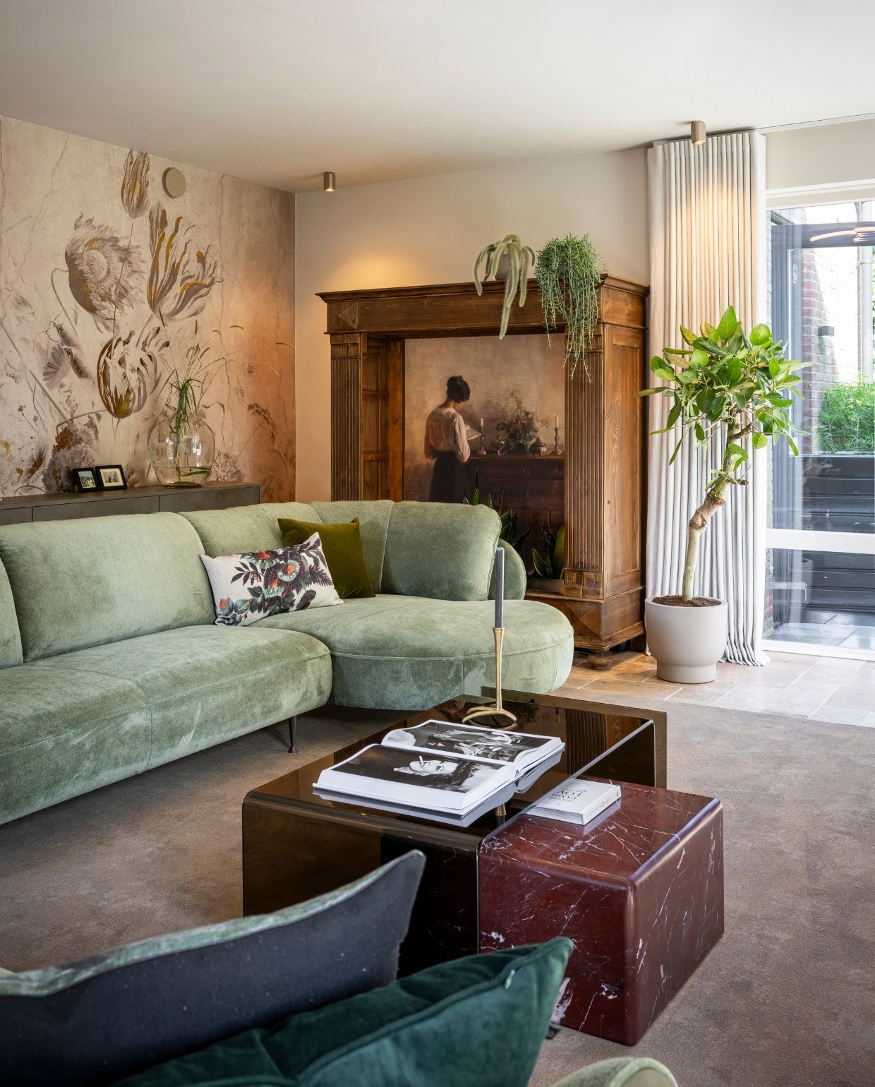 Weer verliefd op je huis aflevering 5 seizoen 23 2025, stylist Frans in Amersfoort, zitkamer Weer verliefd op je huis aflevering 5 seizoen 23 2025 | styling Frans Uyterlinde | fotografie Margriet Hoekstra