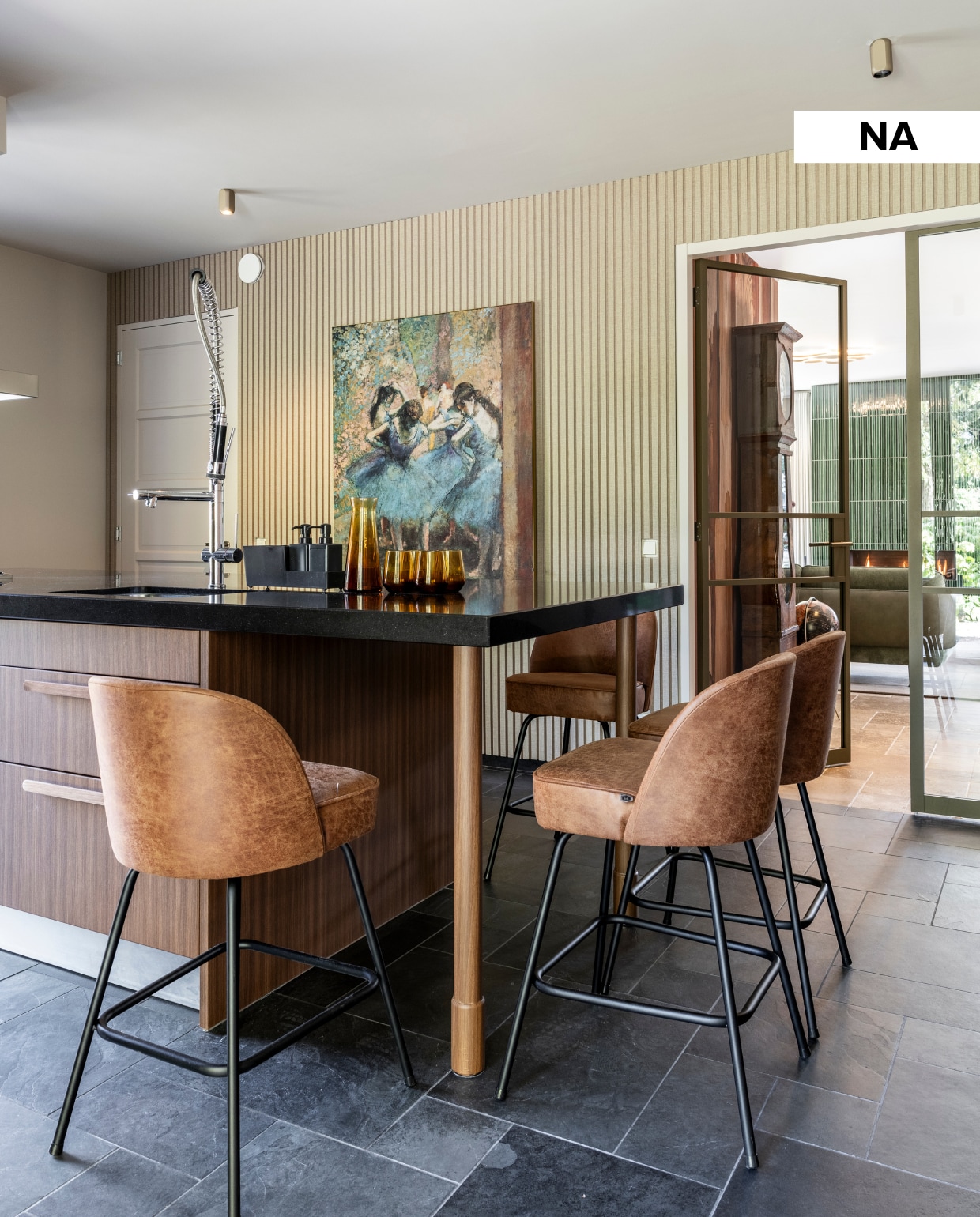 Weer verliefd op je huis aflevering 5 seizoen 23 2025, stylist Frans in Amersfoort, keuken na de make-over Weer verliefd op je huis aflevering 5 seizoen 23 2025 | styling Frans Uyterlinde | fotografie Margriet Hoekstra