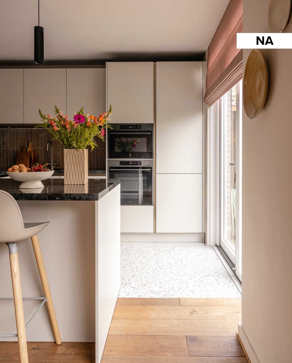 Weer verliefd op je huis aflevering 6 seizoen 23 2025, stylist Fietje in Hoofddorp, keuken na de make-over vtwonen Weer verliefd op je huis aflevering 6 seizoen 23 2025 | styling Fietje Bruijn | fotografie Sonja Velda