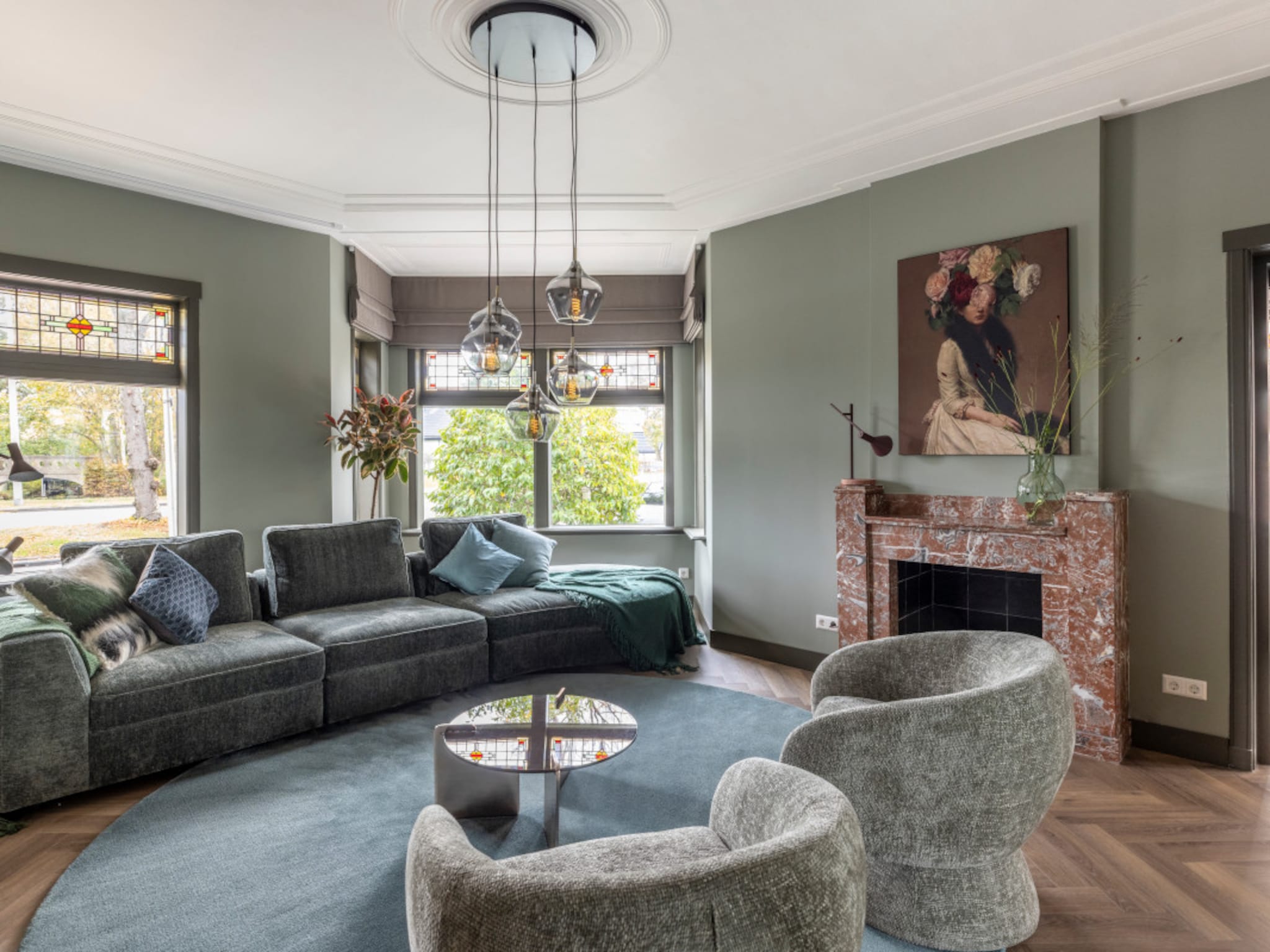 hotel blend een woonstijl waar rust elegantie en rijke materialen elkaar ontmoeten