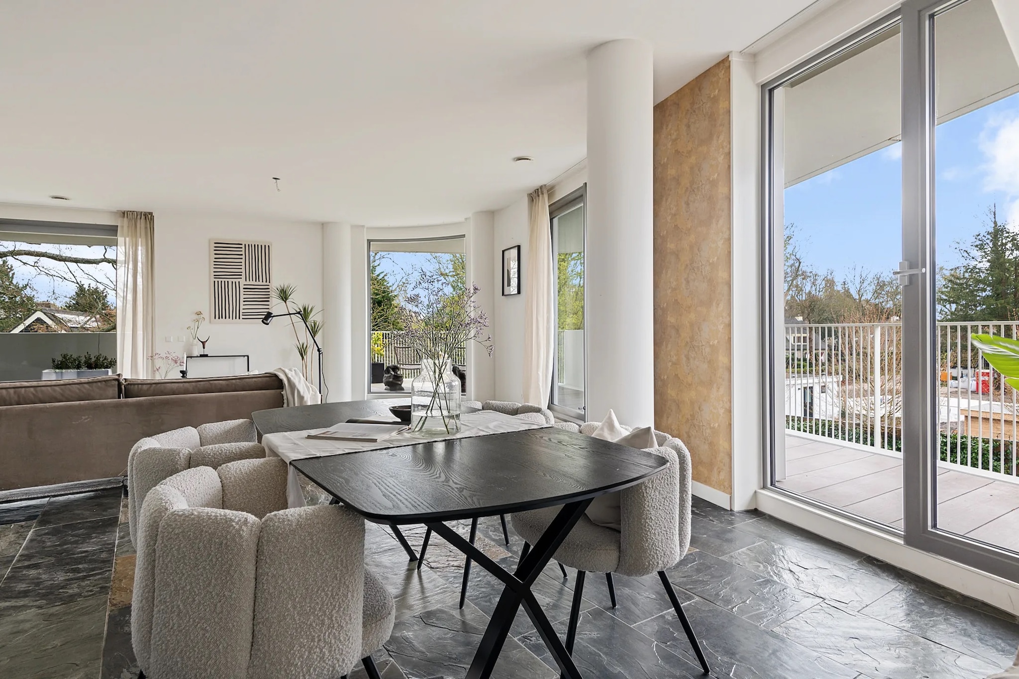 Funda - Q-Bus Makelaars Bergen