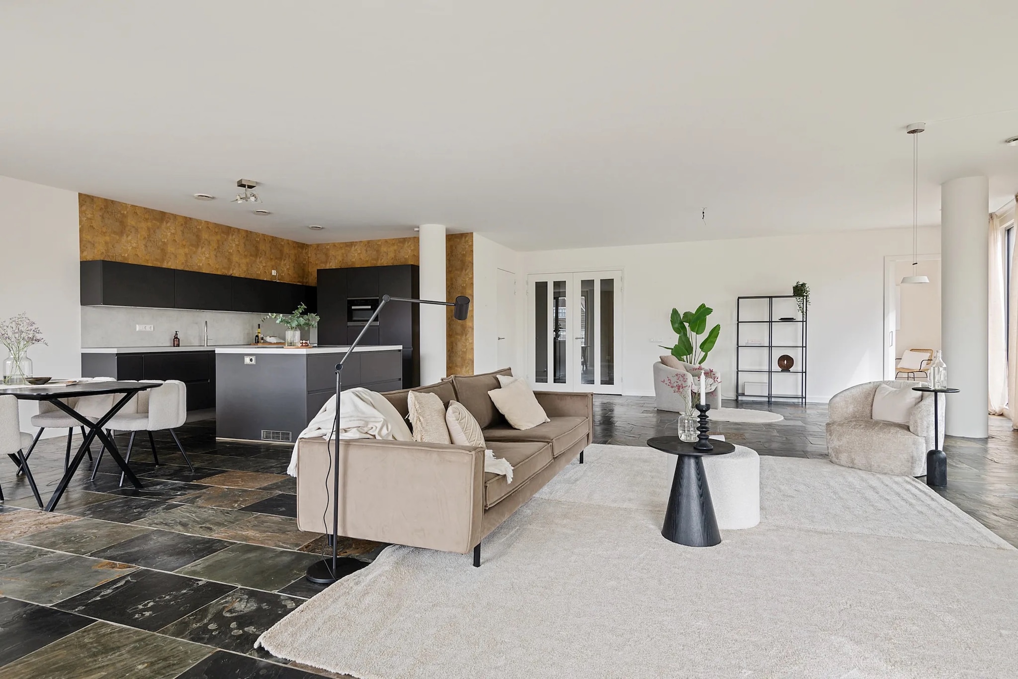 Funda - Q-Bus Makelaars Bergen