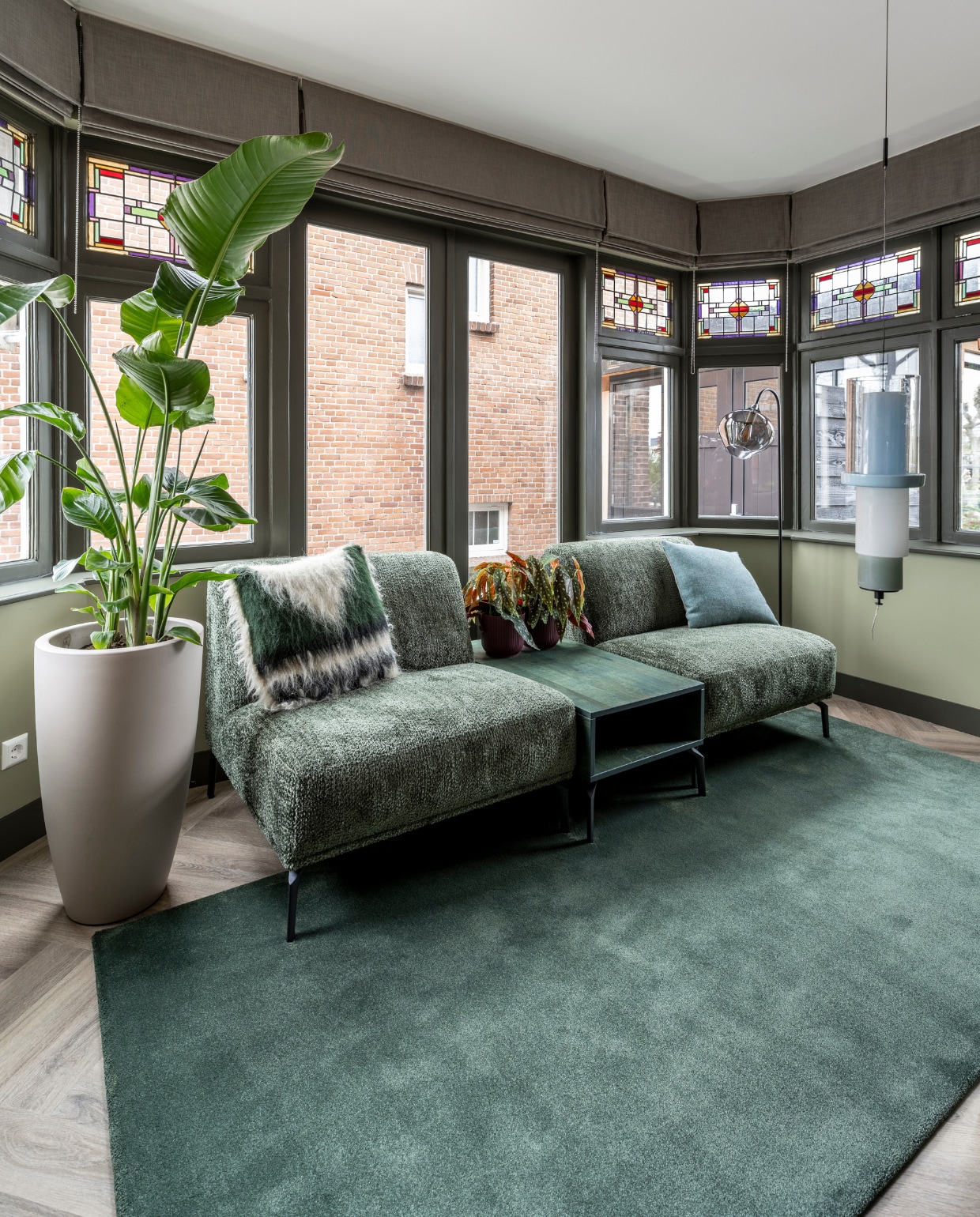 vtwonen Weer verliefd op je huis aflevering 8 seizoen 23 2025, stylist Frans in Naaldwijk, serre vtwonen Weer verliefd op je huis aflevering 8 seizoen 23 2025 | styling Frans Uyterlinde | fotografie Margriet Hoekstra