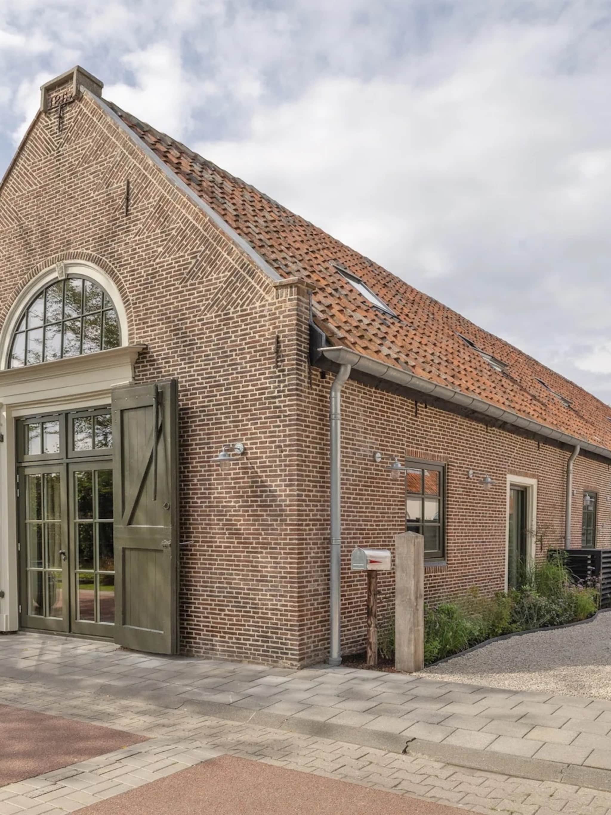 sfeervolle schuurwoning bijzonder buitentoilet loosdrecht