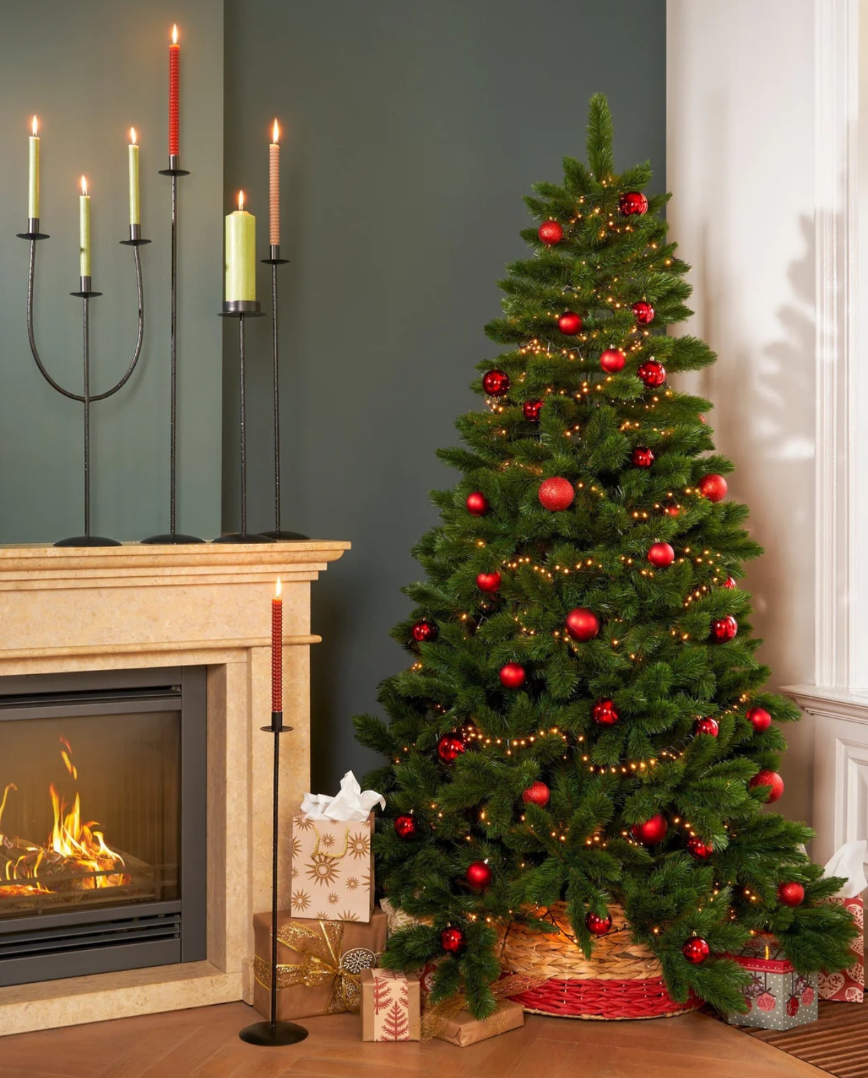 Tsuga Kunstkerstboom - H230 x Ø147 cm - Groen Triumph Tree