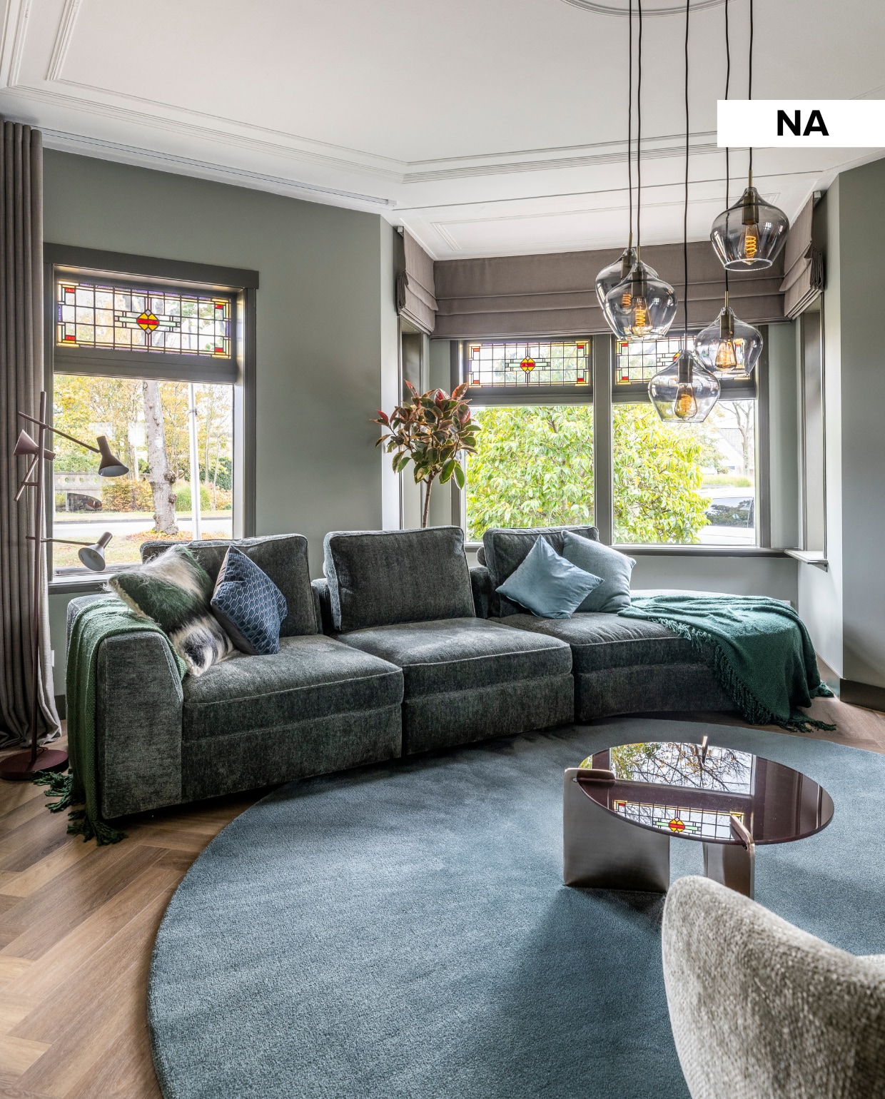 vtwonen Weer verliefd op je huis aflevering 8 seizoen 23 2025, stylist Frans in Naaldwijk, zitkamer na de make-over vtwonen Weer verliefd op je huis aflevering 8 seizoen 23 2025 | styling Frans Uyterlinde | fotografie Margriet Hoekstra