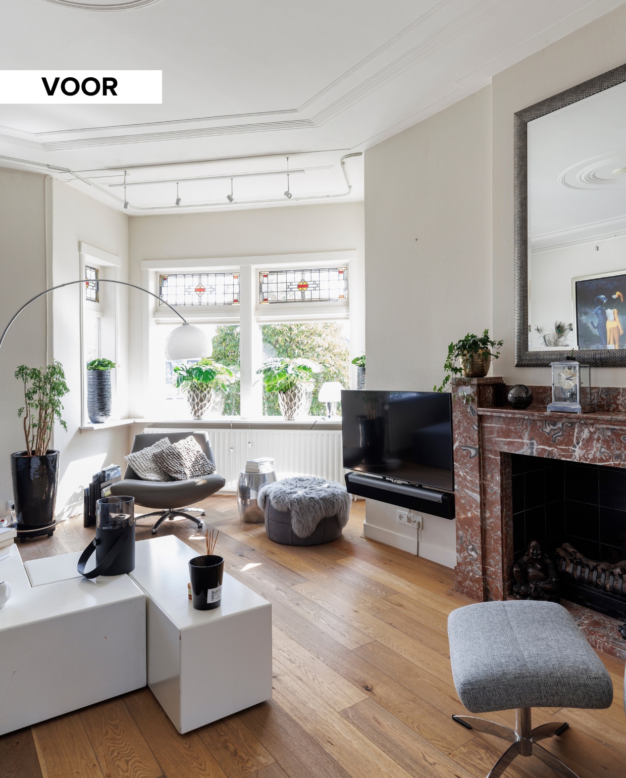 vtwonen Weer verliefd op je huis aflevering 8 seizoen 23 2025, stylist Frans in Naaldwijk, zitkamer voor de make-over vtwonen Weer verliefd op je huis aflevering 8 seizoen 23 2025 | styling Frans Uyterlinde | fotografie Margriet Hoekstra