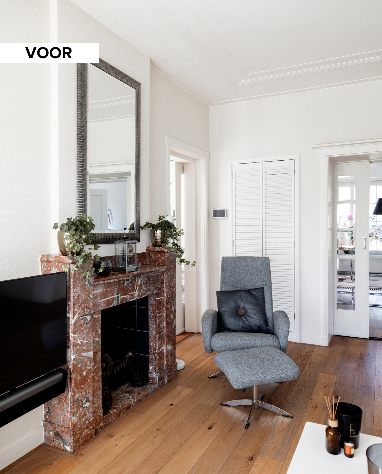 vtwonen Weer verliefd op je huis aflevering 8 seizoen 23 2025, stylist Frans in Naaldwijk, zitkamer voor de make-over vtwonen Weer verliefd op je huis aflevering 8 seizoen 23 2025 | styling Frans Uyterlinde | fotografie Margriet Hoekstra