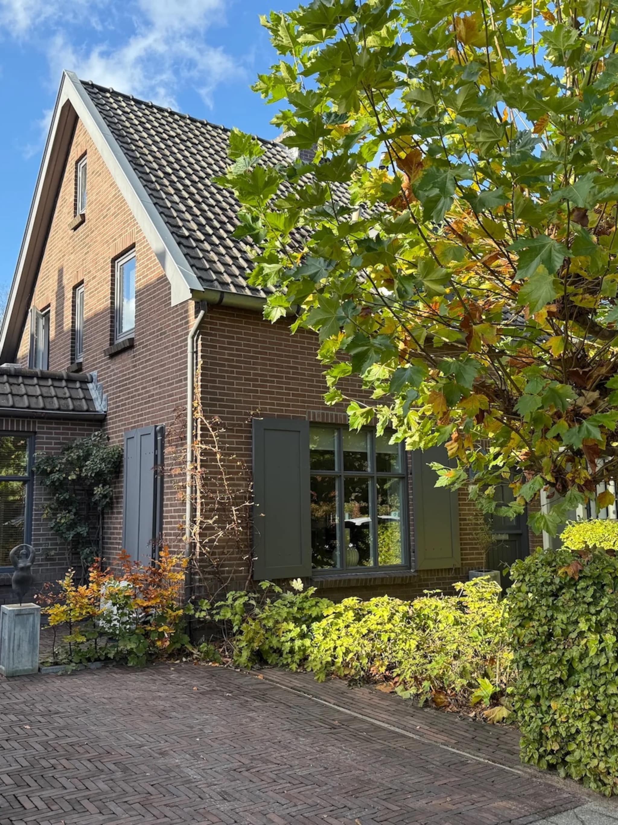 hoekwoning scandinavisch bohemian interieur mediterrane tuin