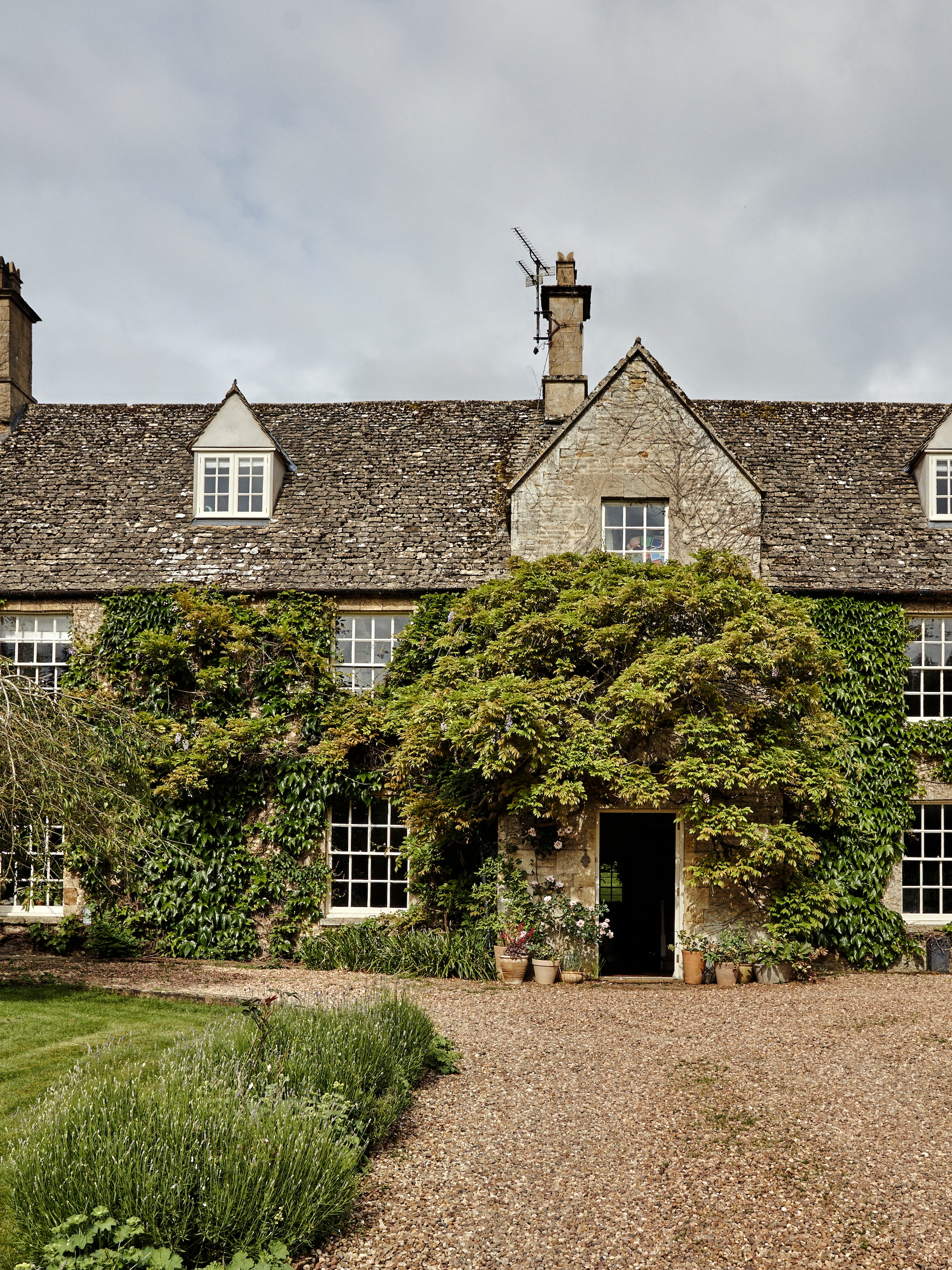 eeuwenoud engels landhuis betoverend mooi