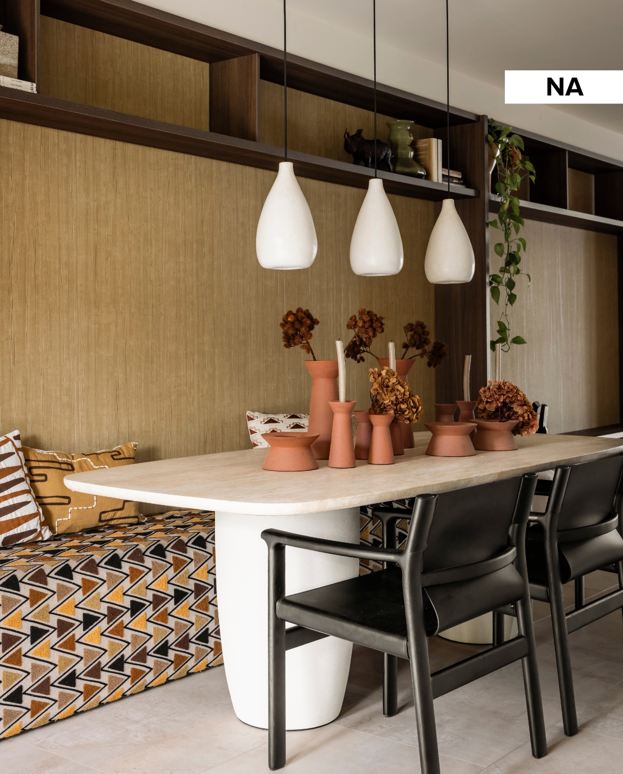 vtwonen Weer verliefd op je huis aflevering 9 seizoen 23 2025, stylist Liza in Apeldoorn, eethoek voor de make-over
 vtwonen Weer verliefd op je huis aflevering 9 seizoen 23 2025 | styling Liza Wassenaar | fotografie Sonja Velda