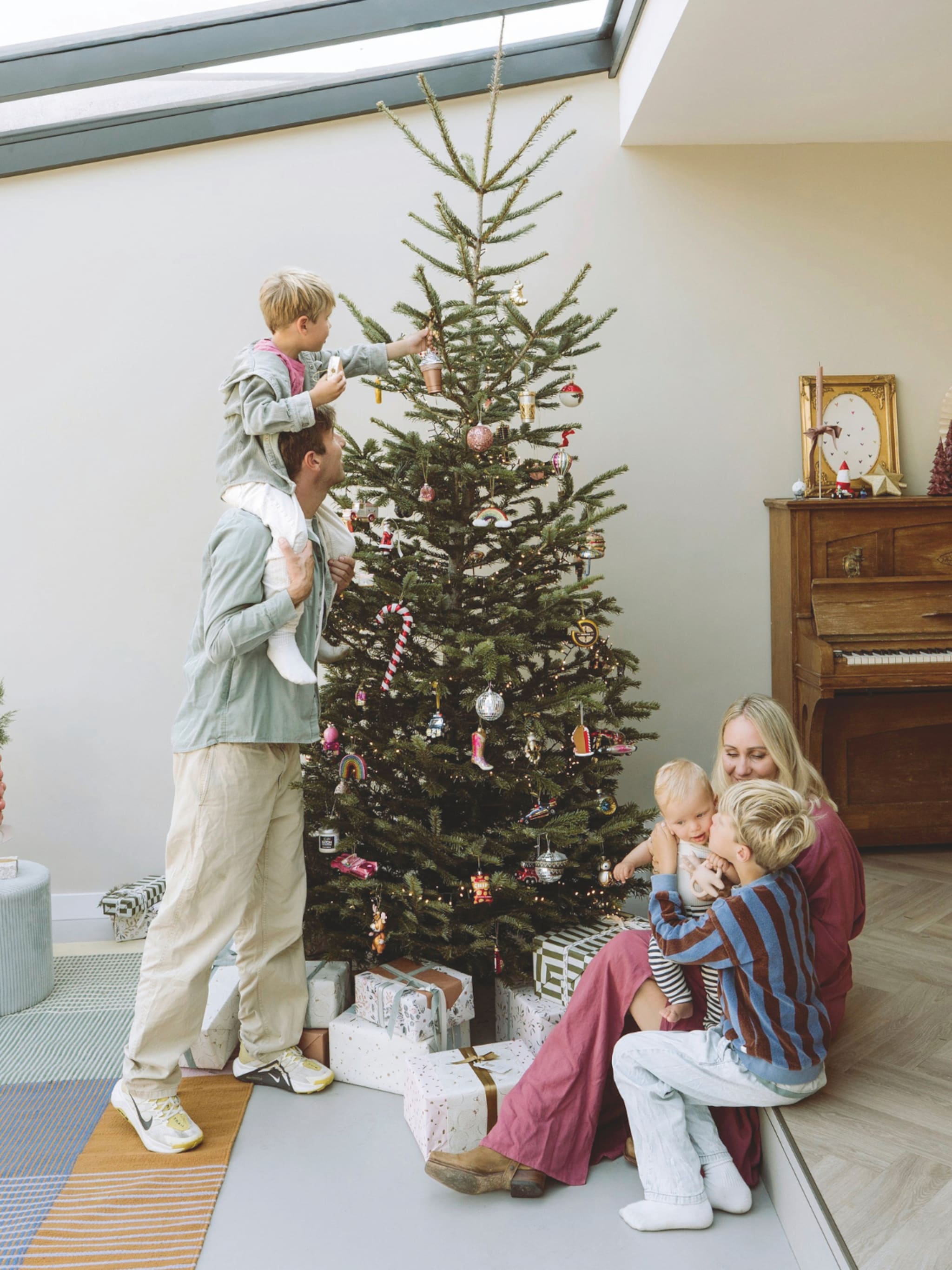 binnenkijken in een romantisch kersthuis