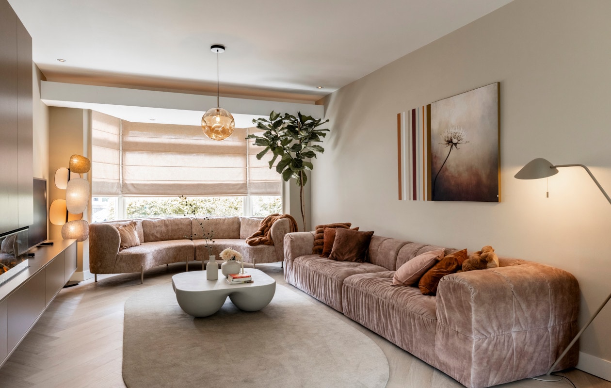 subtiele statements breng rust in huis met zachte kleuren en meubels met ronde vormen