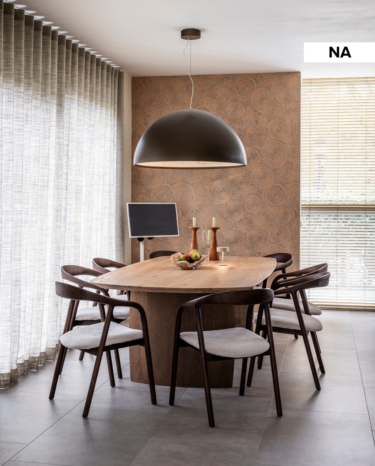 vtwonen Weer verliefd op je huis aflevering 10 seizoen 23 2025, eethoek na de make-over vtwonen Weer verliefd op je huis aflevering 10 seizoen 23 2025 | styling Fietje Bruijn | fotografie Margriet Hoekstra