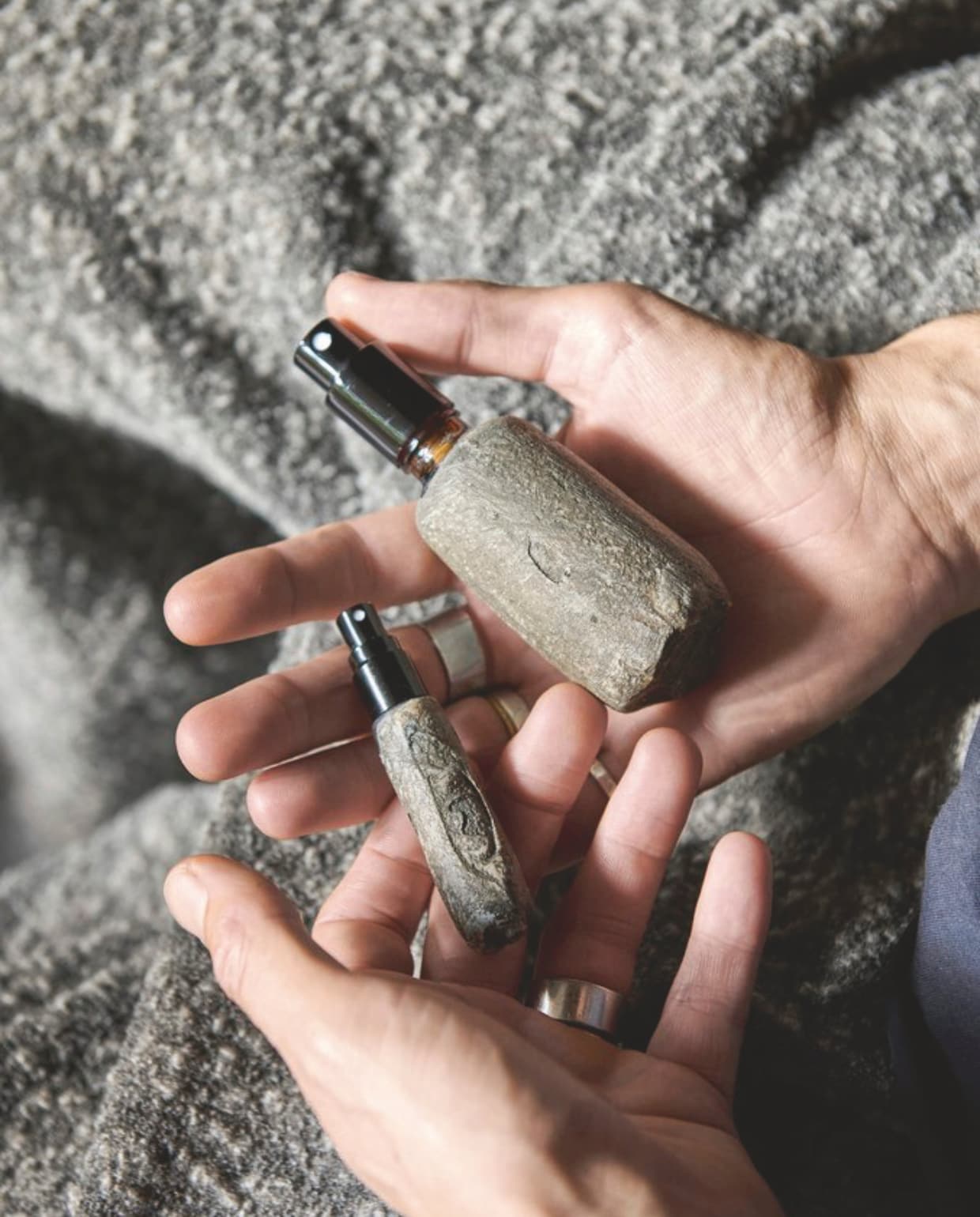 Fundamental Fragrance Day, Evening en Night, 10 ml € 40,-, 50 ml € 140,- (fundamental.restaurant/fragrance) Fundamental Fragrance Day