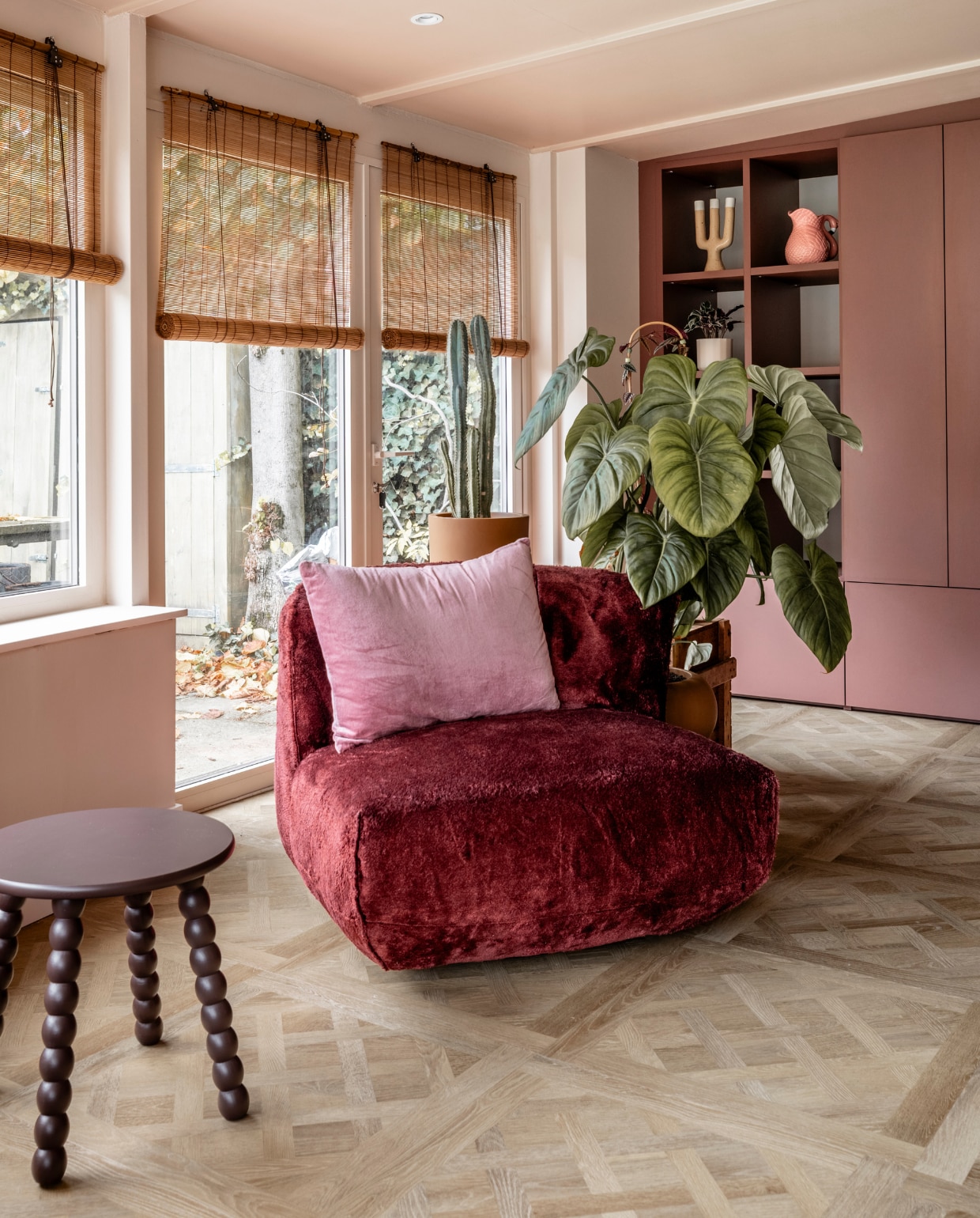 vtwonen Weer verliefd op je huis aflevering 11 seizoen 23 2025, stylist Marlies in Den Dungen, serre vtwonen Weer verliefd op je huis aflevering 11 seizoen 23 2025 | styling Marlies Does | fotografie Margriet Hoekstra