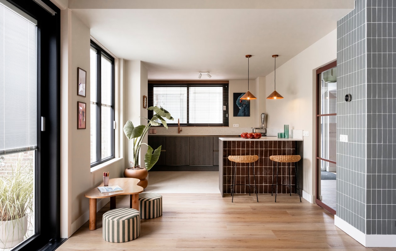 vtwonen Weer verliefd op je huis aflevering 11 seizoen 23 2025, stylist Marlies in Den Dungen, keuken vtwonen Weer verliefd op je huis aflevering 11 seizoen 23 2025 | styling Marlies Does | fotografie Margriet Hoekstra