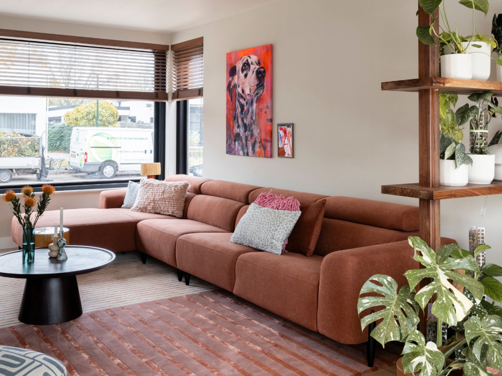 kleuren combineren in de woonkamer