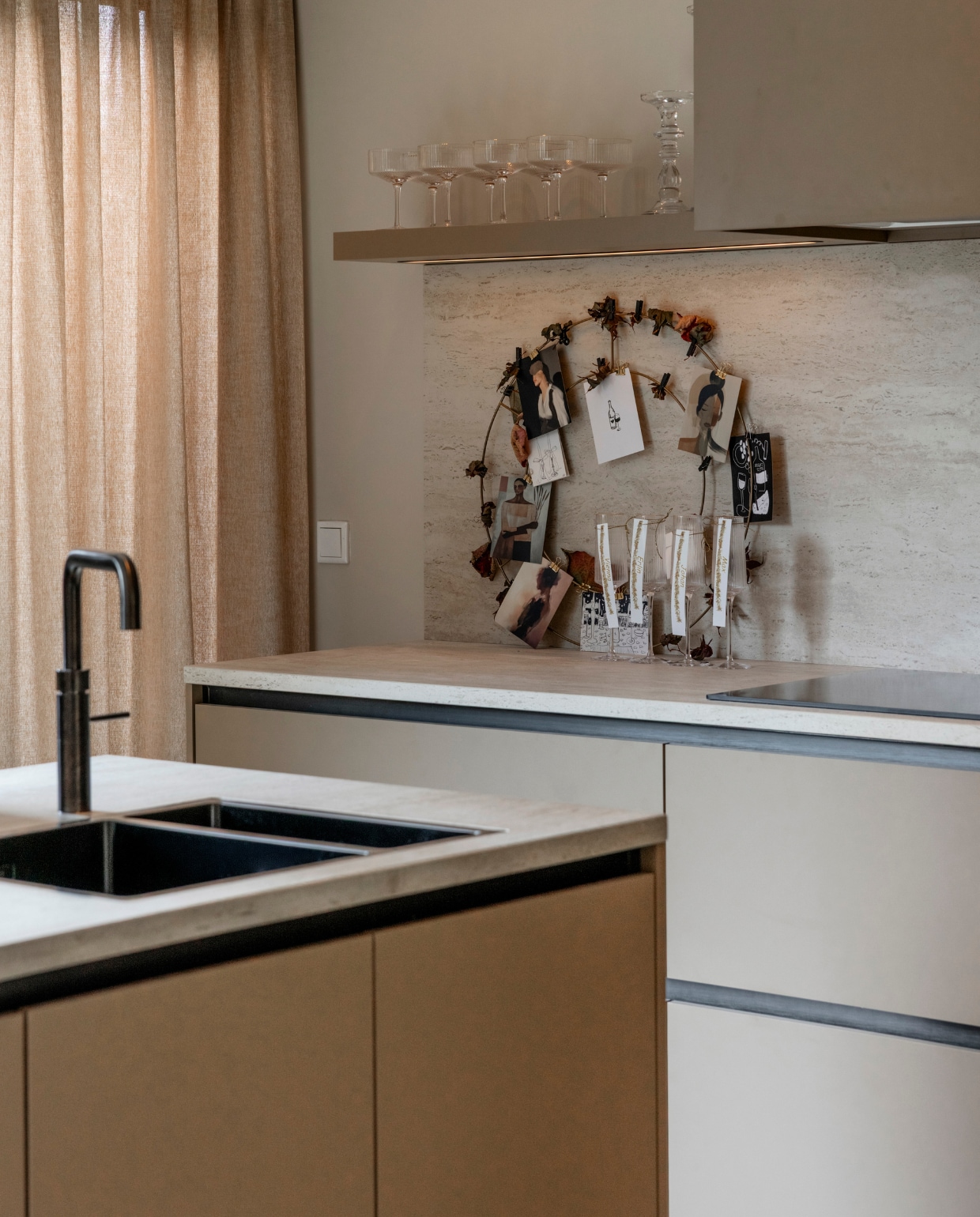 vtwonen Weer verliefd op je huis aflevering 12 seizoen 23 2025, keuken vtwonen Weer verliefd op je huis aflevering 12 seizoen 23 2025 | styling Frans Uyterlinde | fotografie Margriet Hoekstra