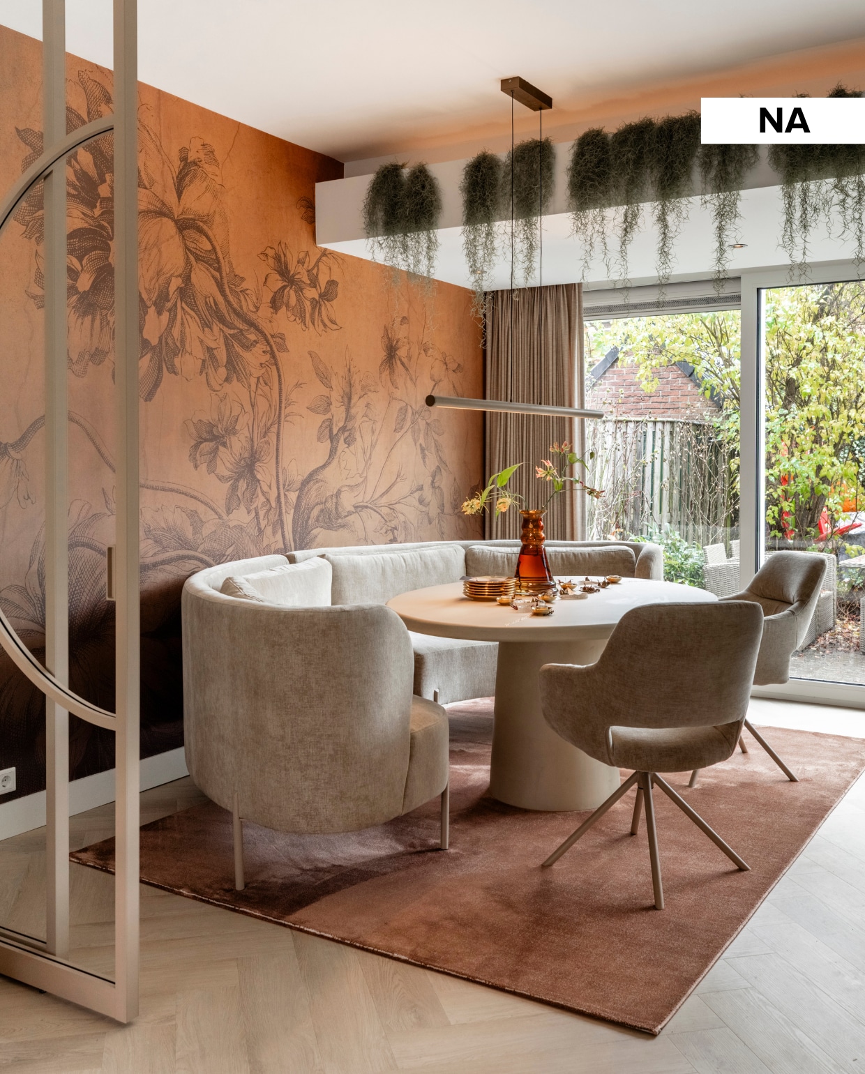 vtwonen Weer verliefd op je huis aflevering 12 seizoen 23 2025, eethoek na de make-over vtwonen Weer verliefd op je huis aflevering 12 seizoen 23 2025 | styling Frans Uyterlinde | fotografie Margriet Hoekstra