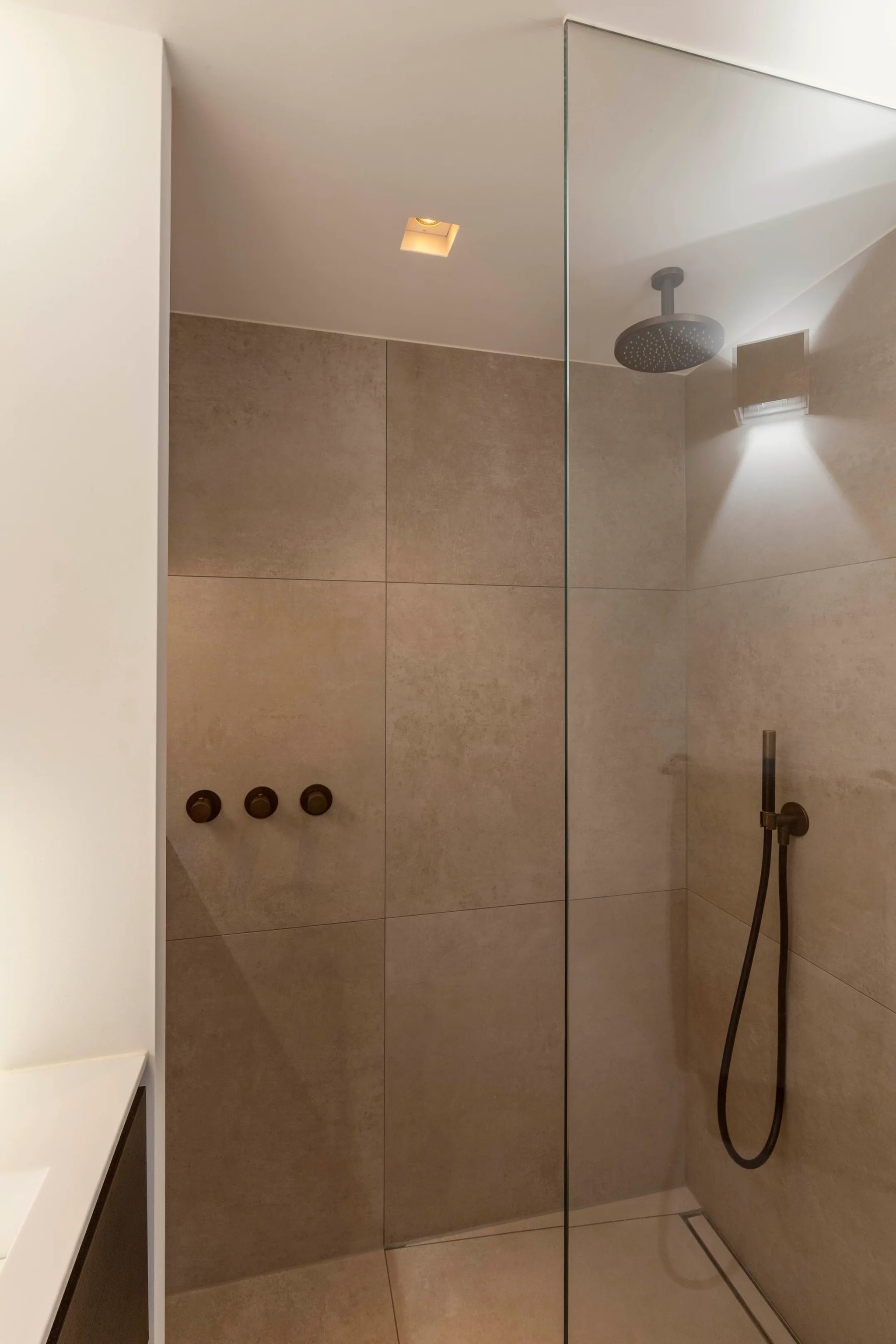 Funda - DSTRCT Amsterdam