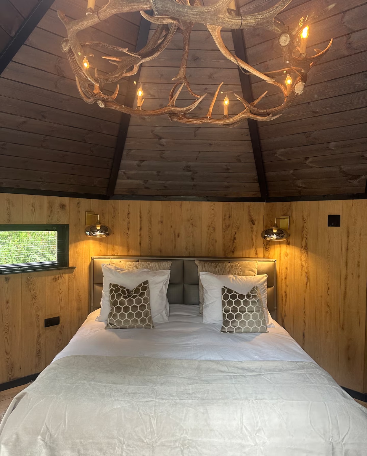 De Bos kuil-suite, tiny house in Putten Airbnb