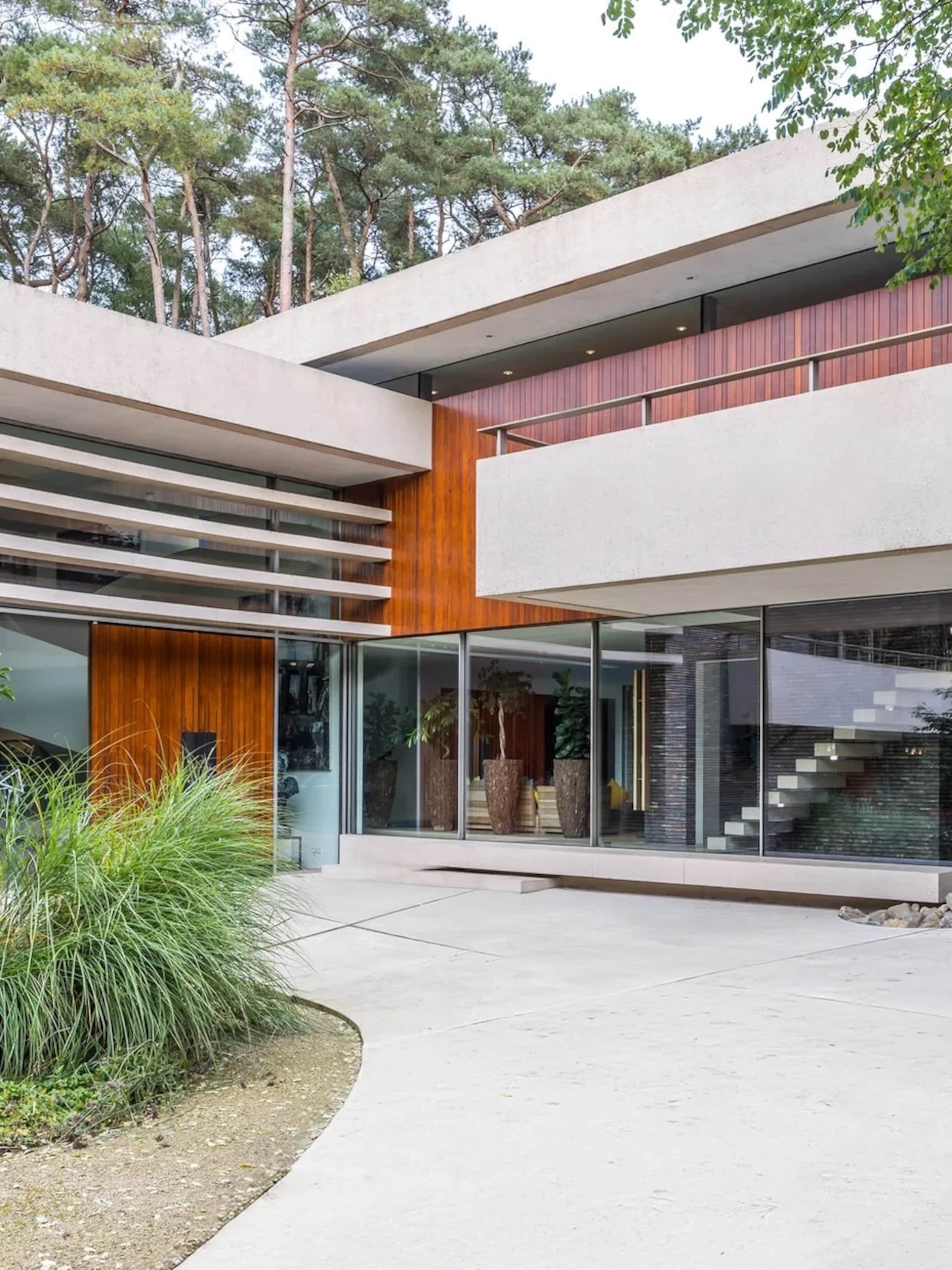 designvilla museumwaardig entree booming boekenkast