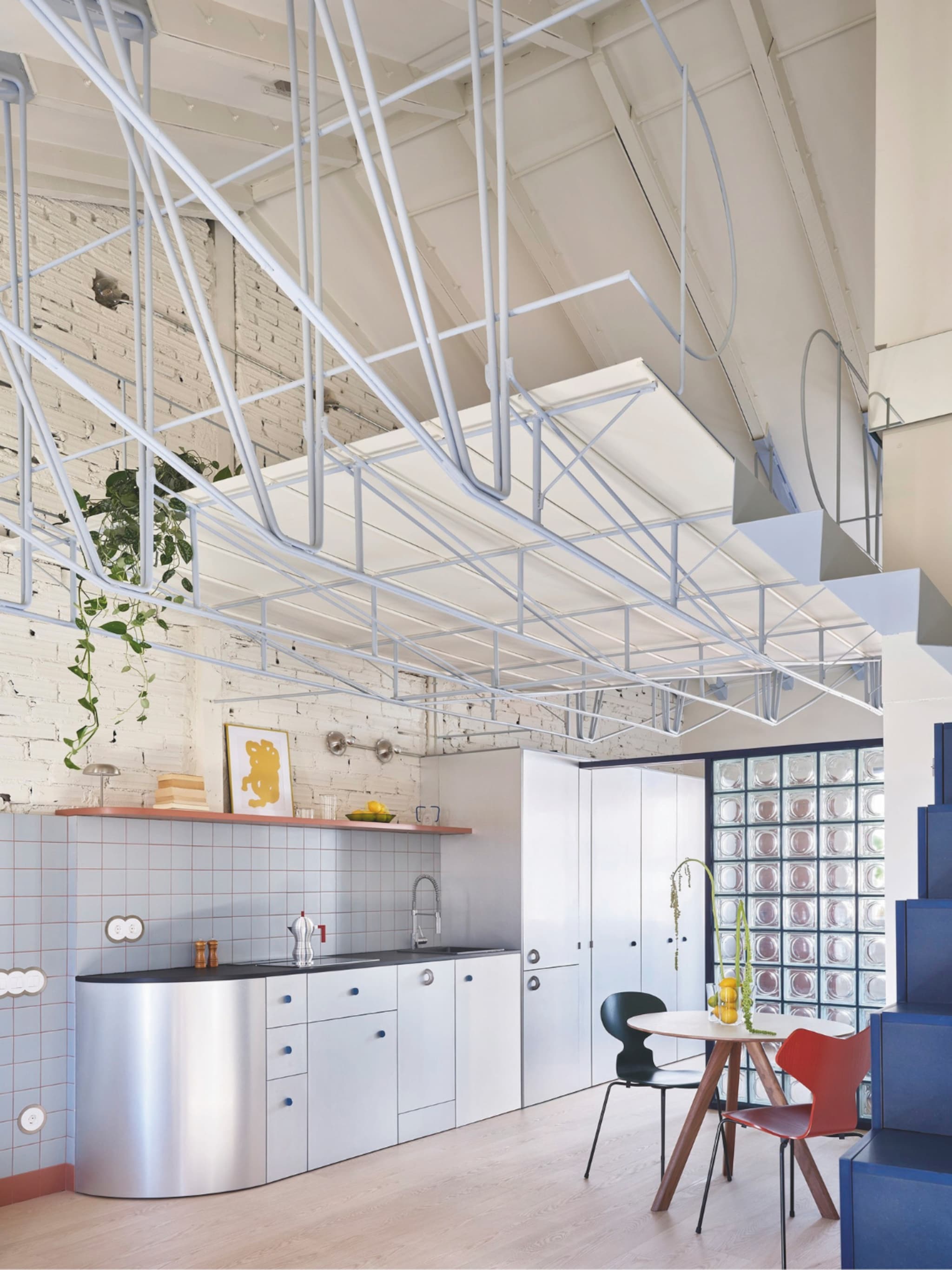 binnenkijken in een modern appartement