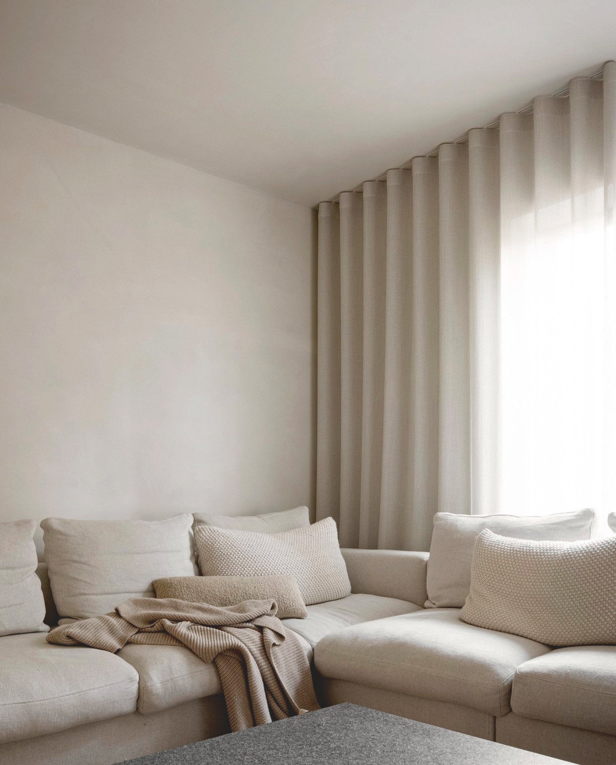 vtwonen Landelijk 02-2026 | fotografie Norm Architects, Soft Minimal, gestalten 2022 | uitgever Gestalten