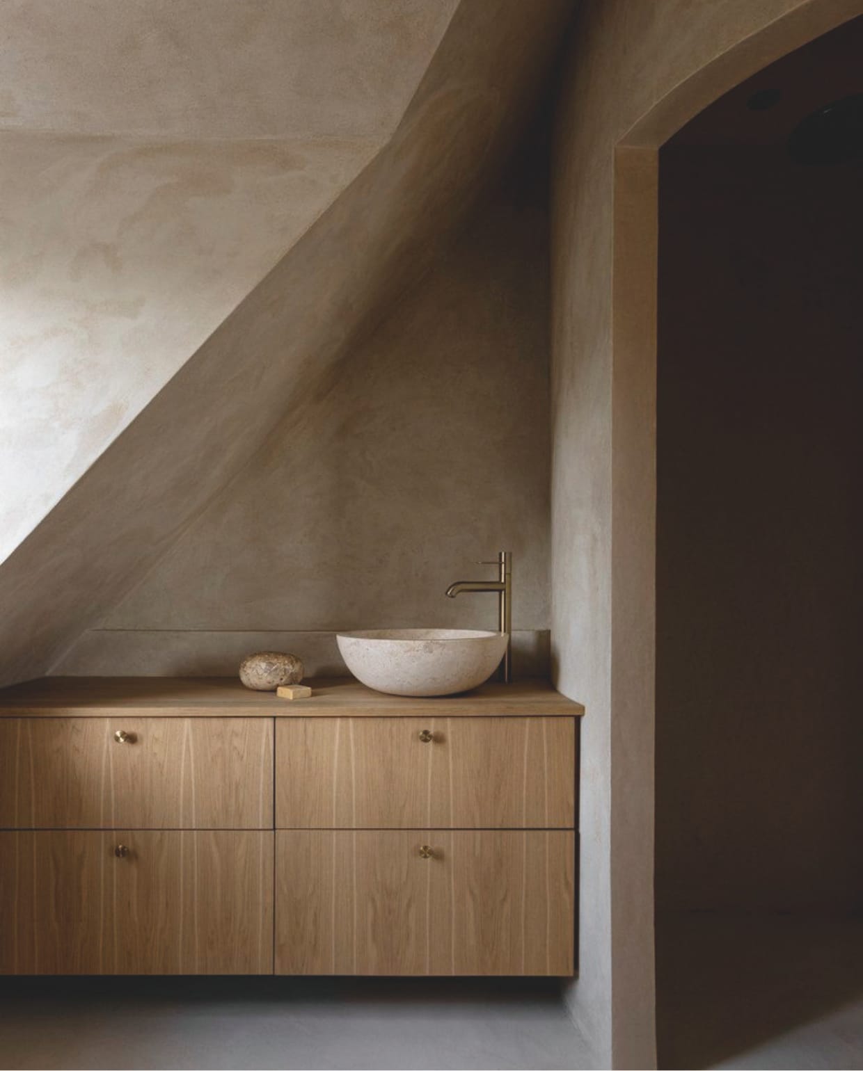 vtwonen Landelijk 02-2026 | fotografie Norm Architects, Soft Minimal, gestalten 2022 | uitgever Gestalten