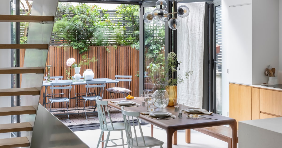 Kijk binnen in dit modern-romantische herenhuis in Montmartre