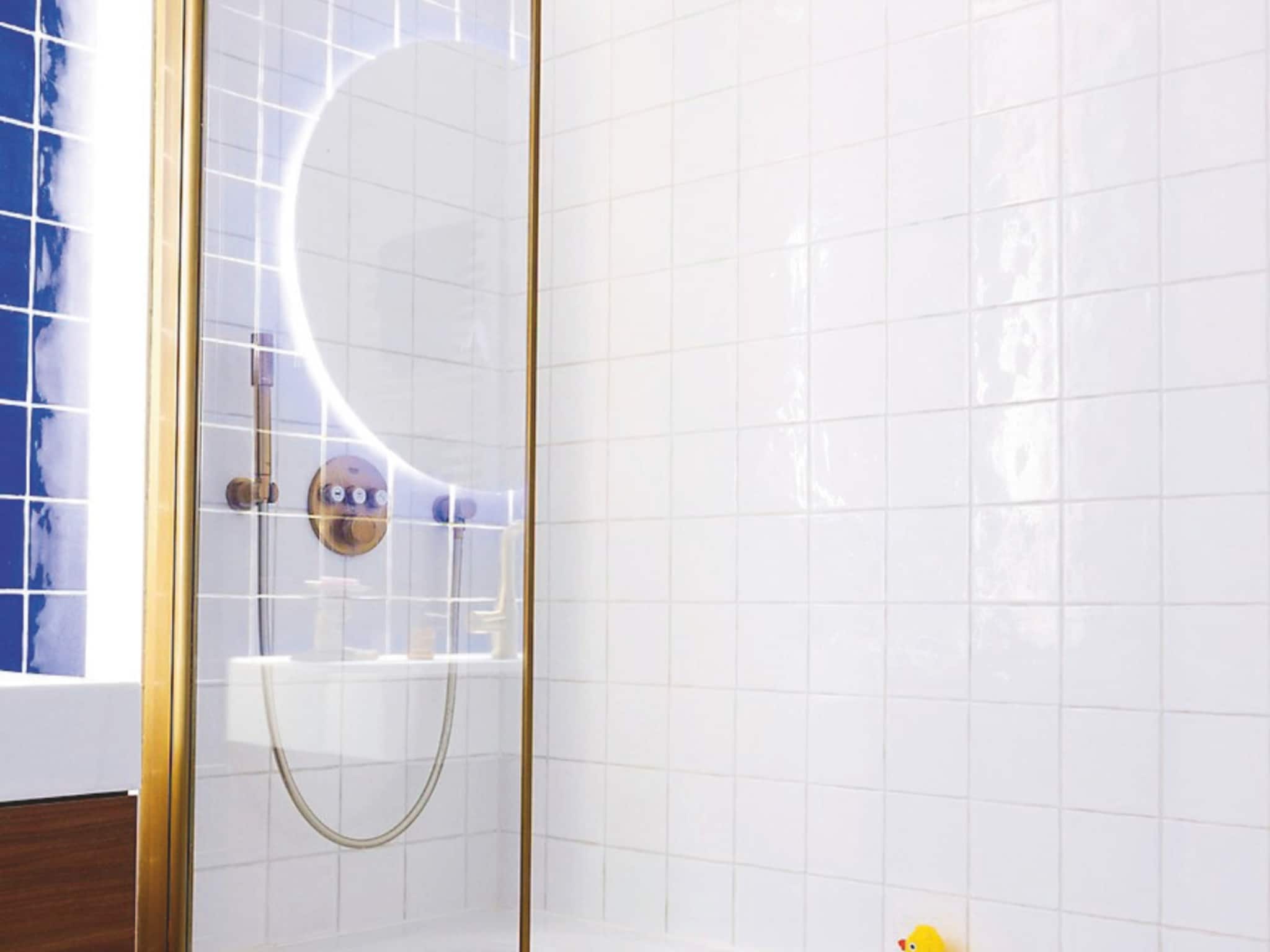 benodigdheden voor dubbele douche