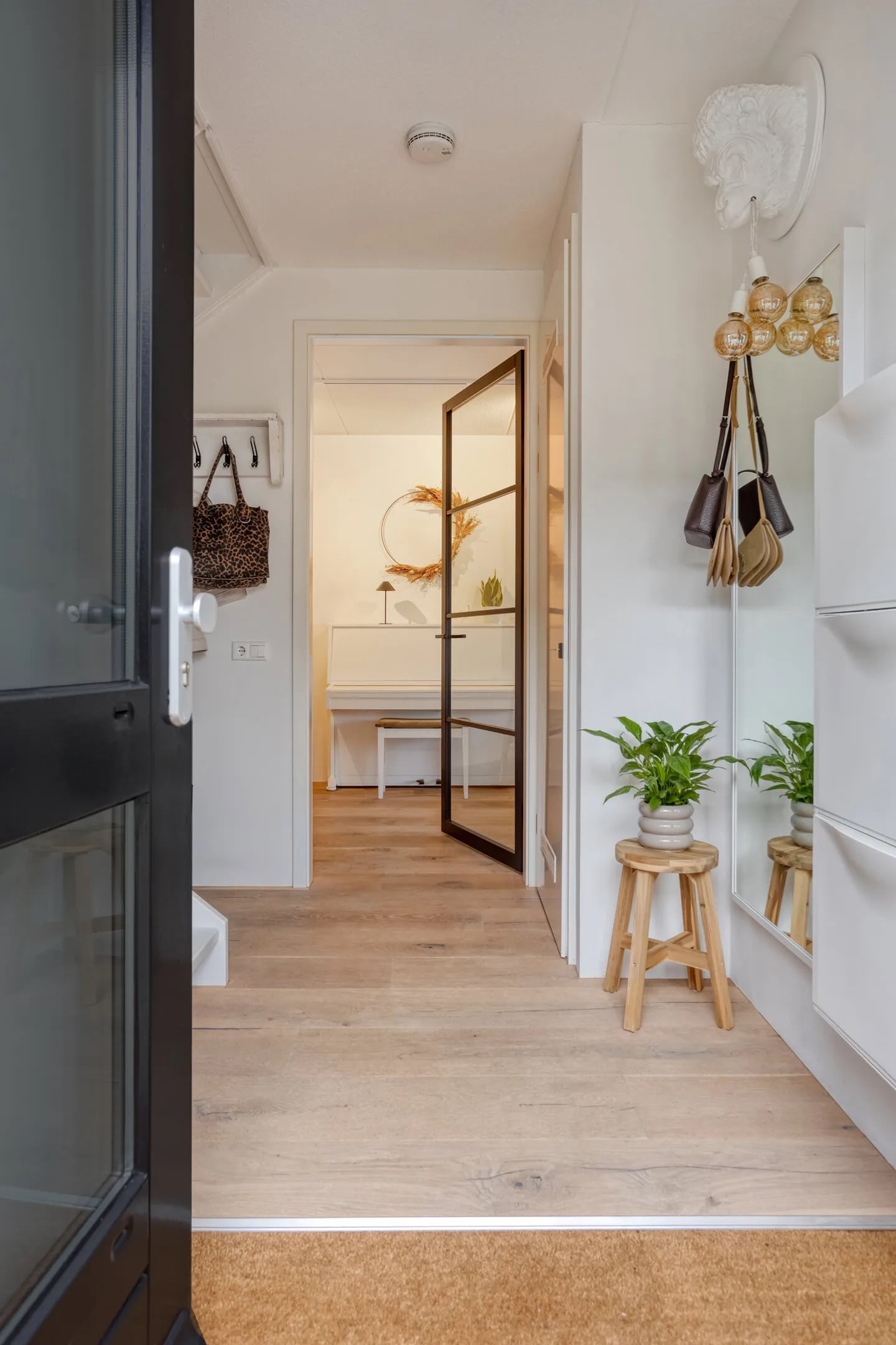 Funda - iQ Makelaars