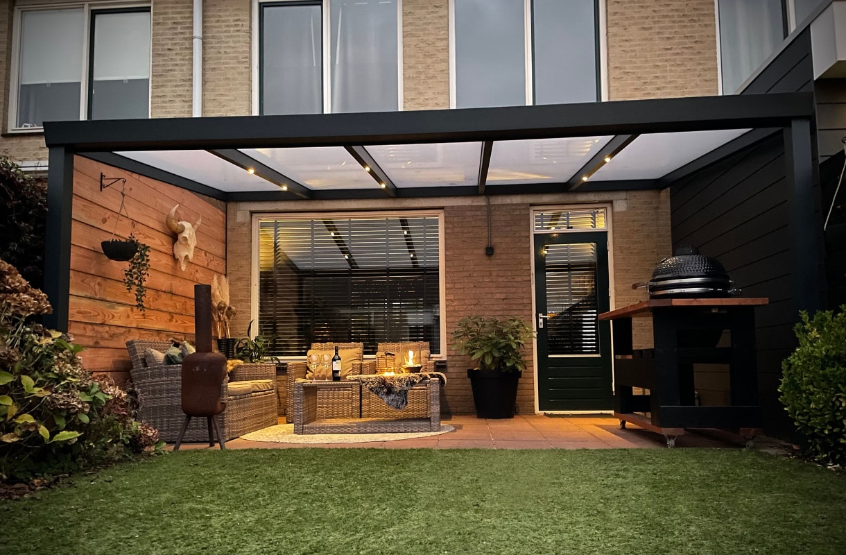zo kies je een terrasoverkapping