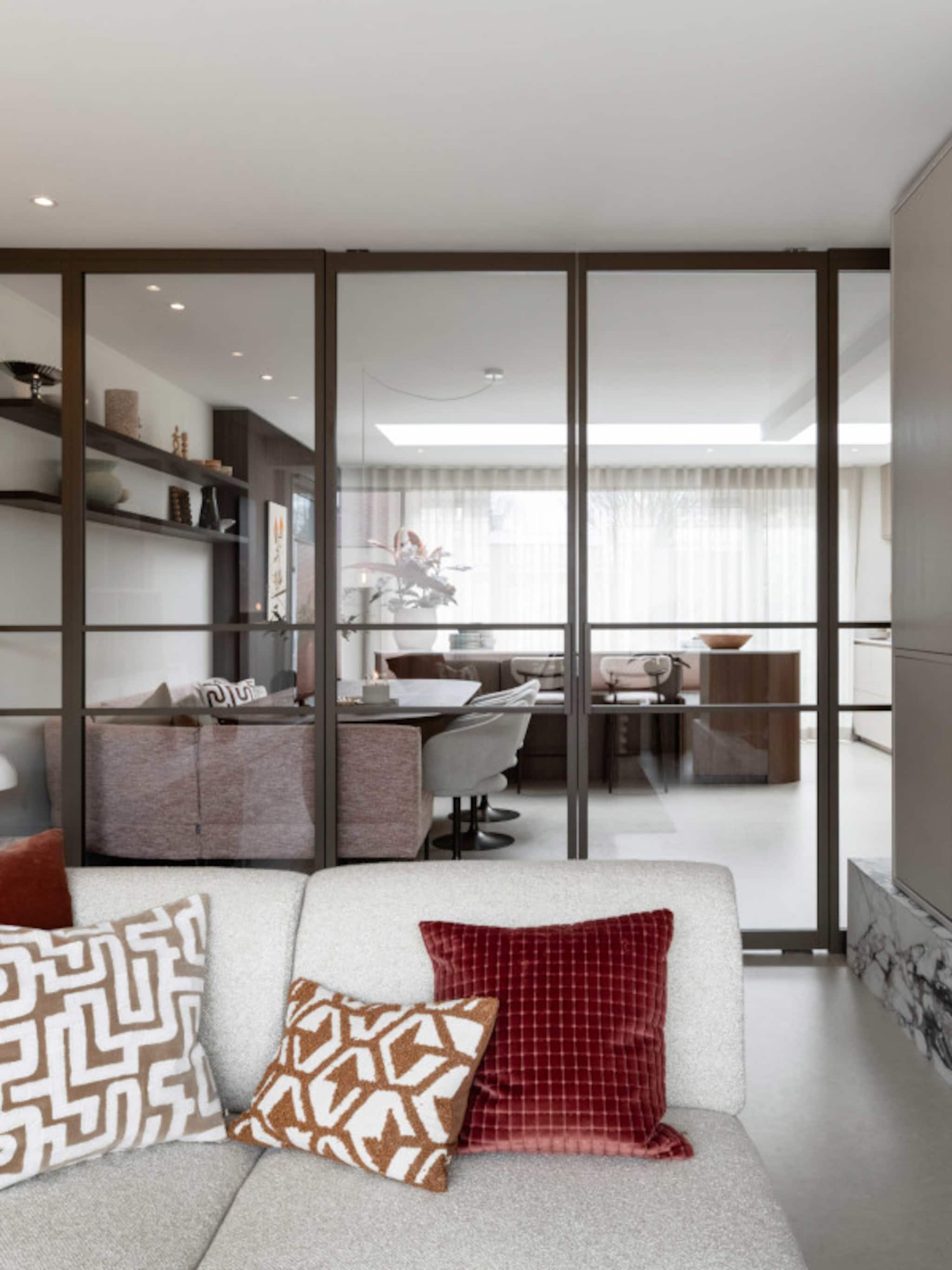 rust in de tent zo verbeter je de akoestiek in huis met een roomdivider en wandpanelen