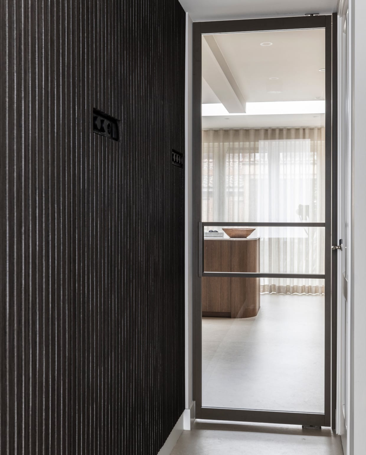 rust in de tent zo verbeter je de akoestiek in huis met een roomdivider en wandpanelen