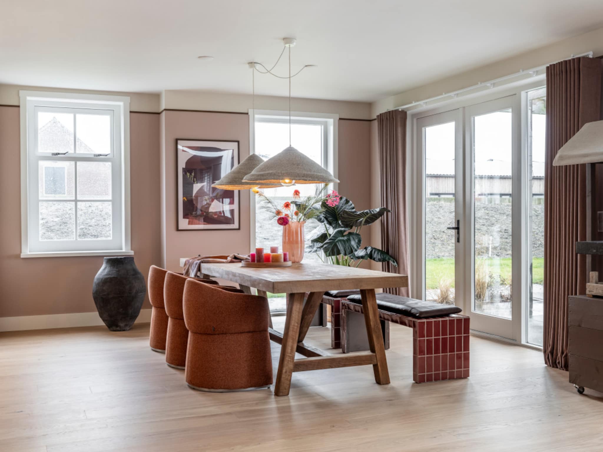 groot groter gezellig zo maak je een open leefruimte knus met kleur