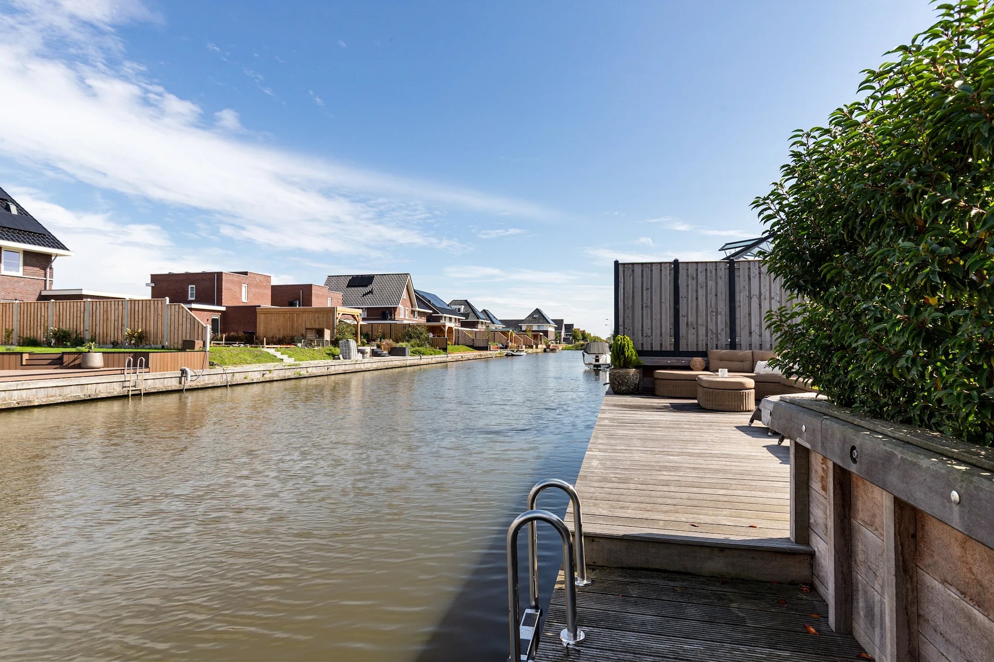 Funda - Villa Friesland, exclusief wonen | Baerz & Co