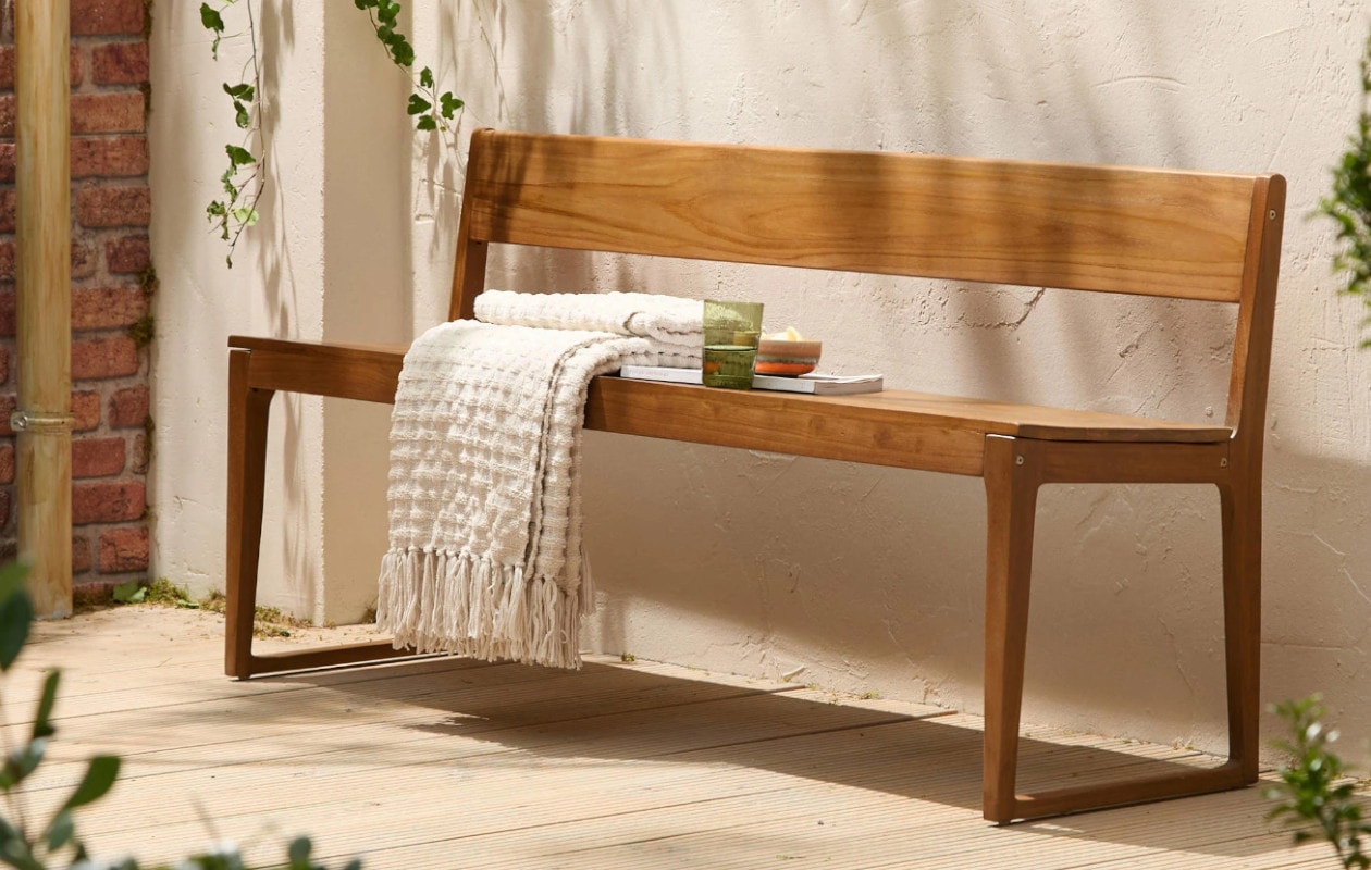 buiten is het nieuwe binnen zo richt je jouw balkon terras of tuin slim en sfeervol in