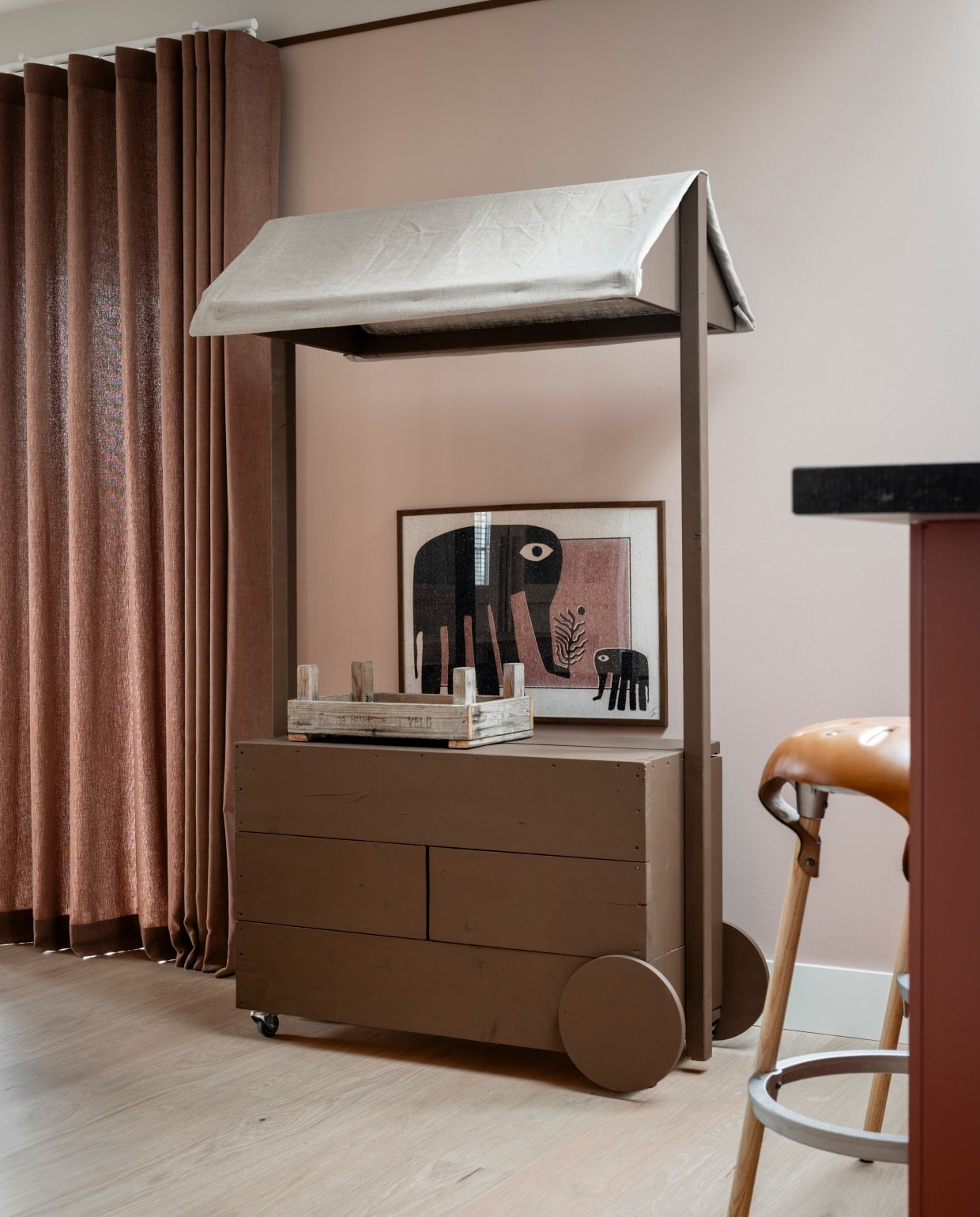 vtwonen Weer verliefd op je huis aflevering 1 seizoen 24 2026, kinderhoek vtwonen Weer verliefd op je huis aflevering 1 seizoen 24 | styling Marianne Luning | fotografie Margriet Hoekstra