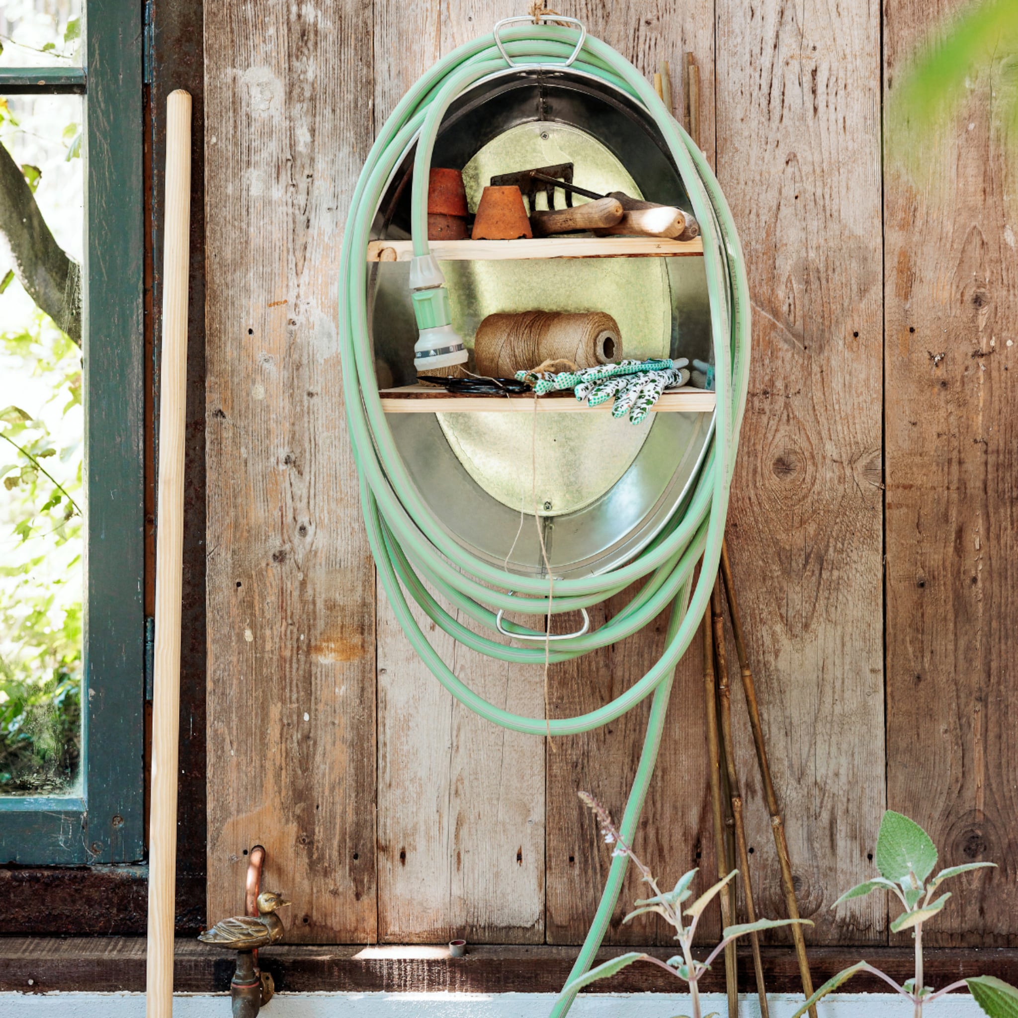 linkinbio-202603021-diy-tuinslanghouder